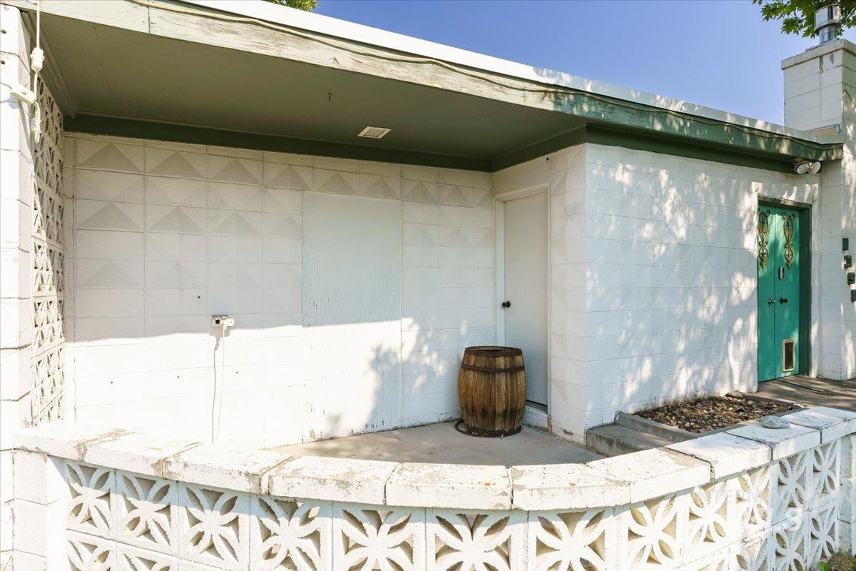 1398 Santa Anita Ave, Pocatello, Idaho 83201, 5 Bedrooms, 3 Bathrooms, Residential For Sale, Price $345,000,MLS 98996865