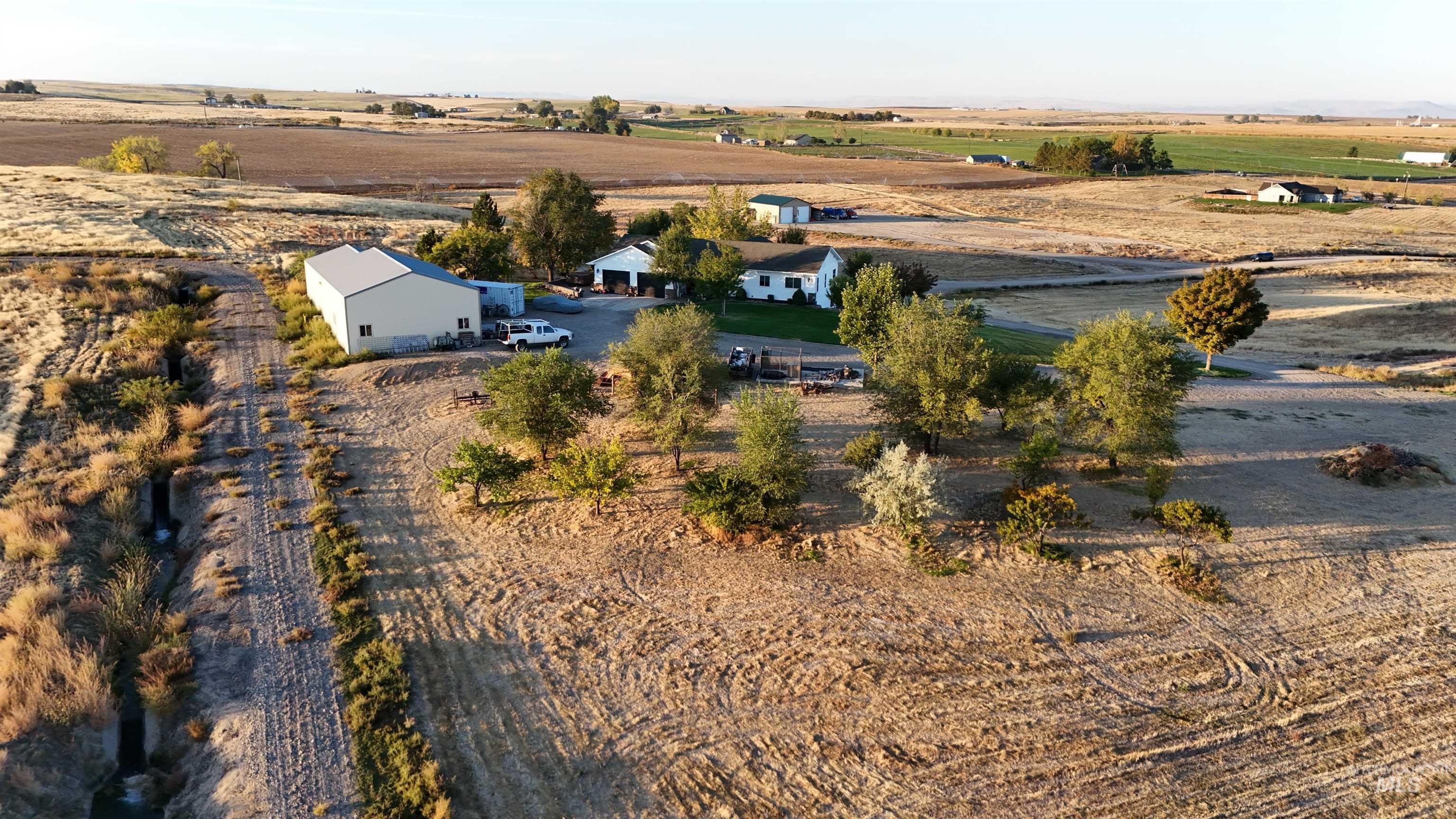 4010 Elmore Rd, Parma, Idaho 83660, 5 Bedrooms, 4 Bathrooms, Residential For Sale, Price $875,000,MLS 98996866