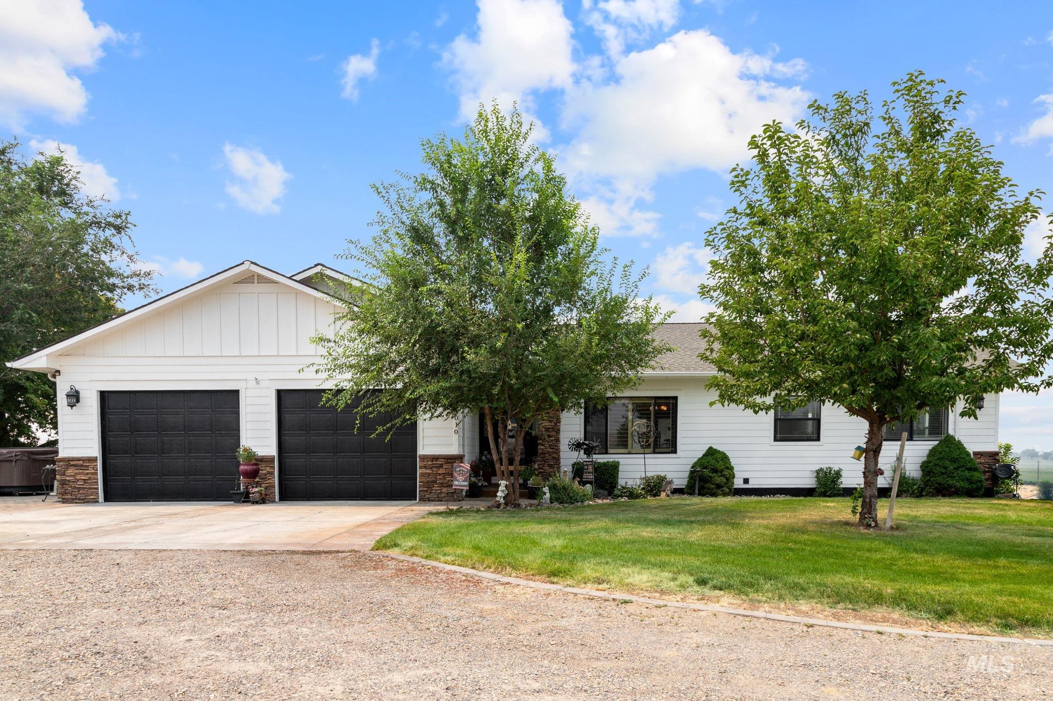 4010 Elmore Rd, Parma, Idaho 83660, 5 Bedrooms, 4 Bathrooms, Residential For Sale, Price $875,000, 98996866