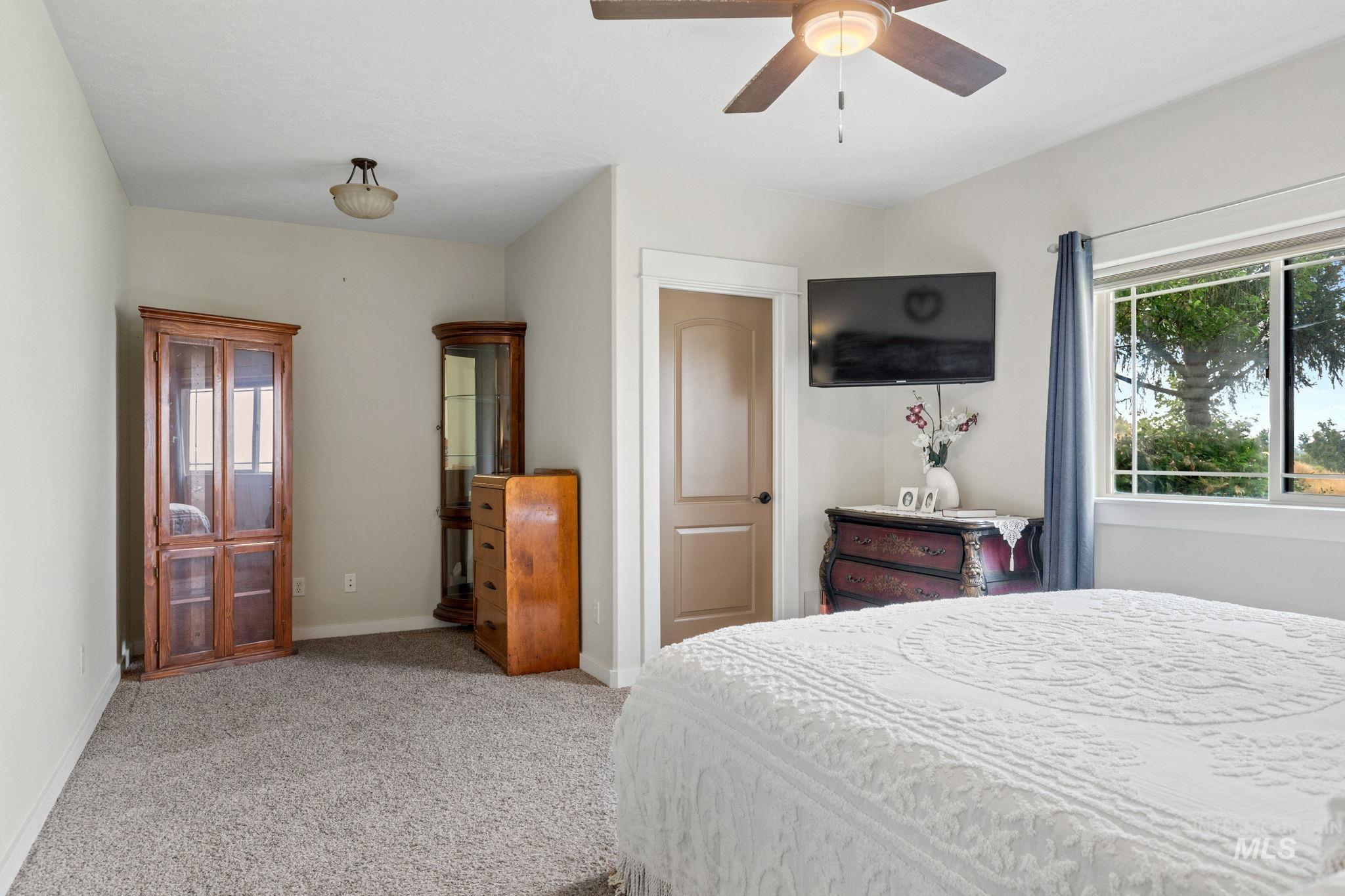 4010 Elmore Rd, Parma, Idaho 83660, 5 Bedrooms, 4 Bathrooms, Residential For Sale, Price $875,000, 98996866