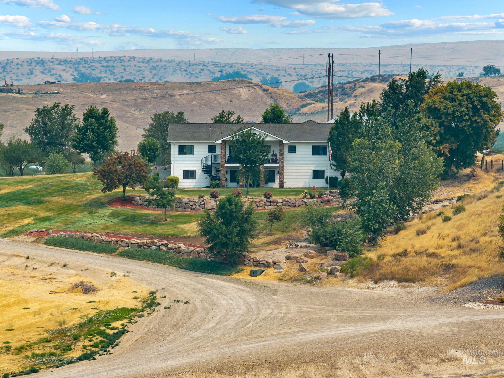 4010 Elmore Rd, Parma, Idaho 83660, 5 Bedrooms, 4 Bathrooms, Residential For Sale, Price $875,000, 98996866