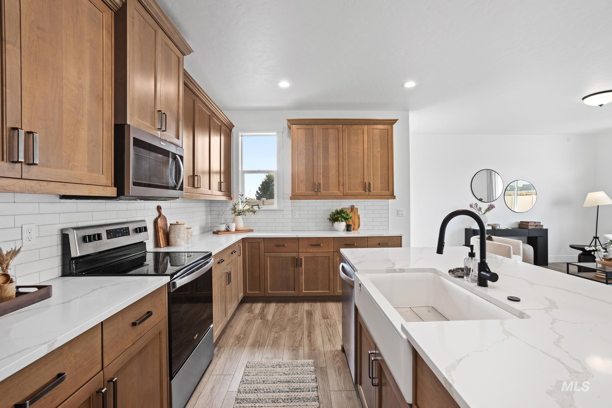 1835 N Burnam Ave, Star, Idaho 83669, 3 Bedrooms, 2 Bathrooms, Residential For Sale, Price $529,900,MLS 98996867
