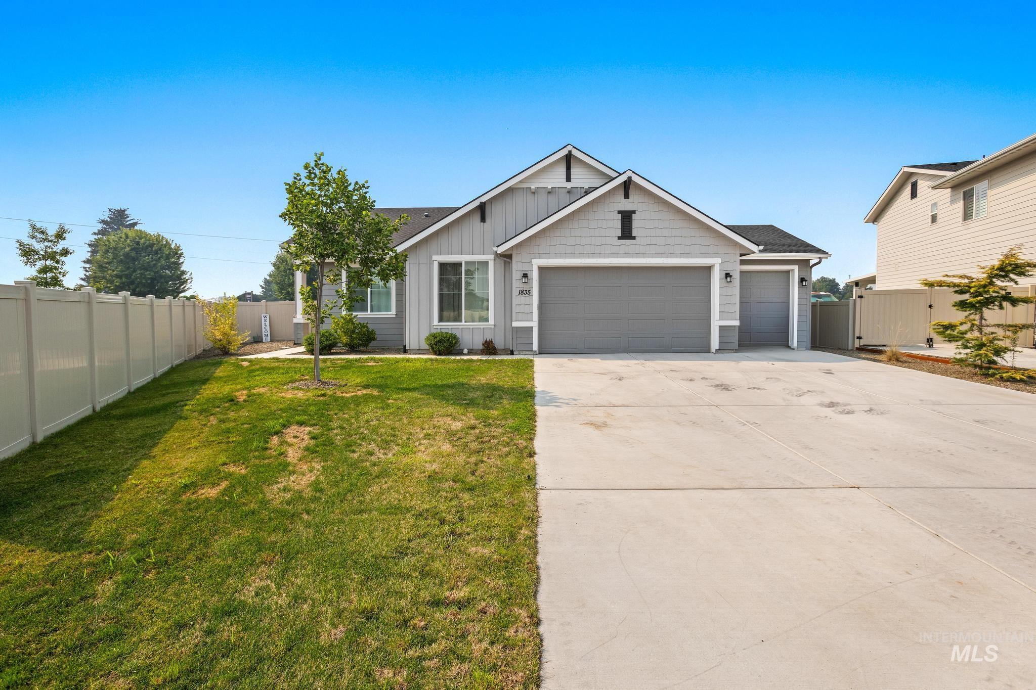1835 N Burnam Ave, Star, Idaho 83669, 3 Bedrooms, 2 Bathrooms, Residential For Sale, Price $529,900,MLS 98996867