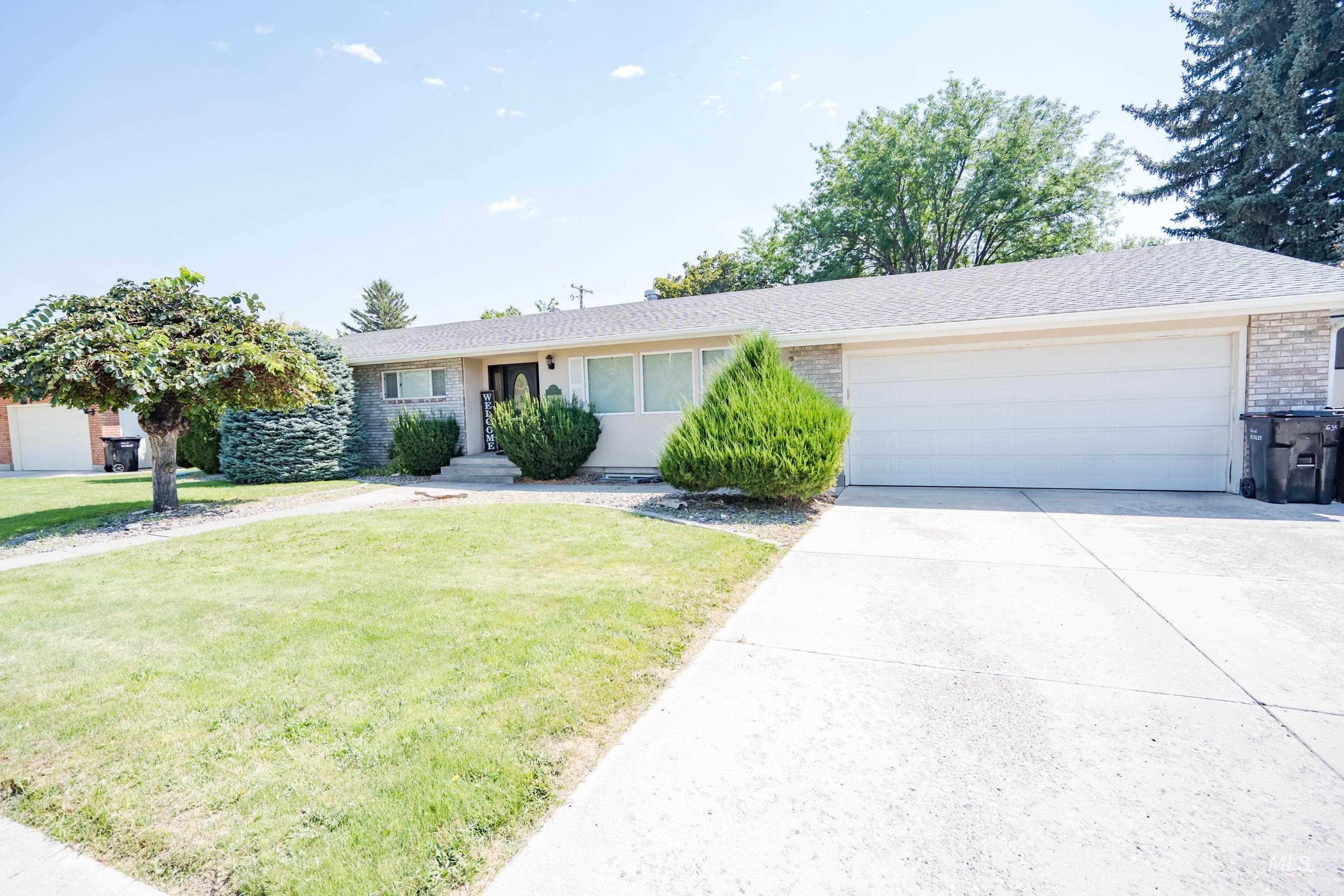 635 Birch Dr, Burley, Idaho 83318, 6 Bedrooms, 3 Bathrooms, Residential For Sale, Price $490,000,MLS 98996870