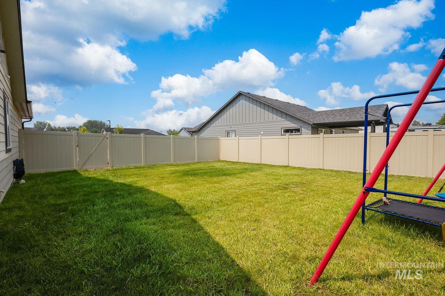 510 Bolson Pl, Caldwell, Idaho 83605, 3 Bedrooms, 2 Bathrooms, Residential For Sale, Price $369,900,MLS 98996871
