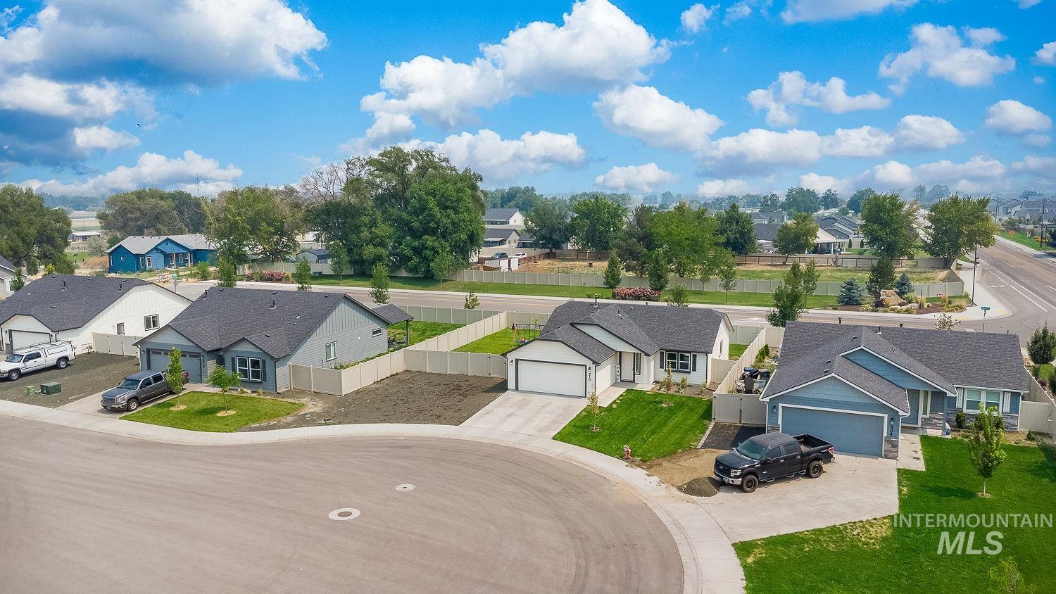 510 Bolson Pl, Caldwell, Idaho 83605, 3 Bedrooms, 2 Bathrooms, Residential For Sale, Price $369,900,MLS 98996871