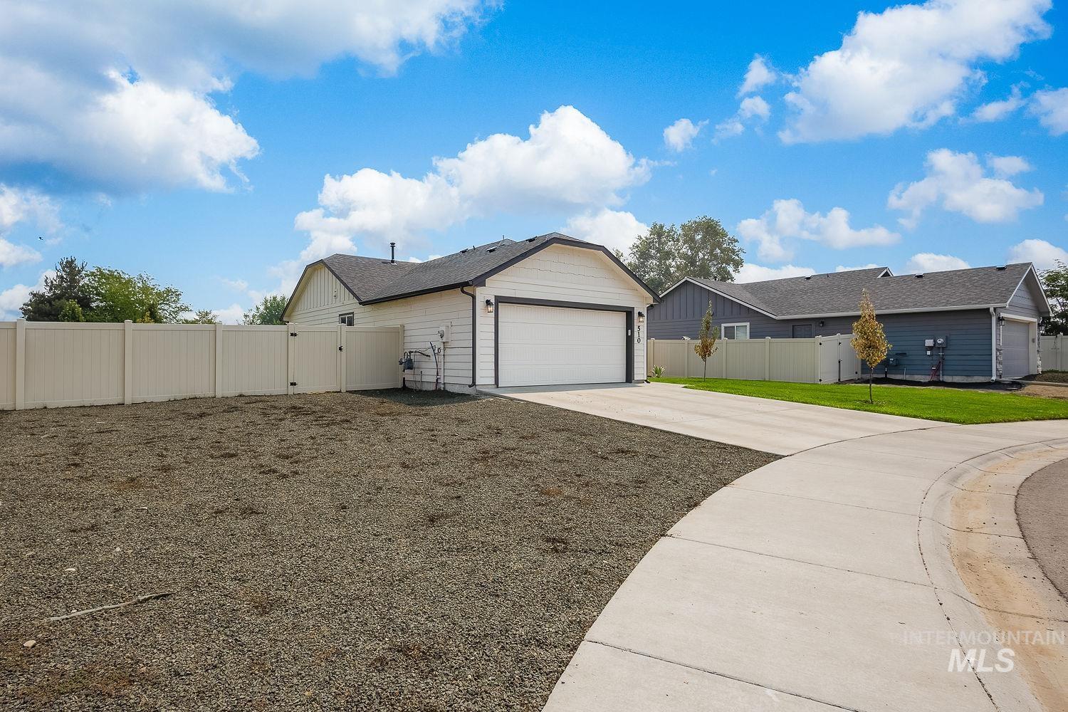 510 Bolson Pl, Caldwell, Idaho 83605, 3 Bedrooms, 2 Bathrooms, Residential For Sale, Price $369,900,MLS 98996871
