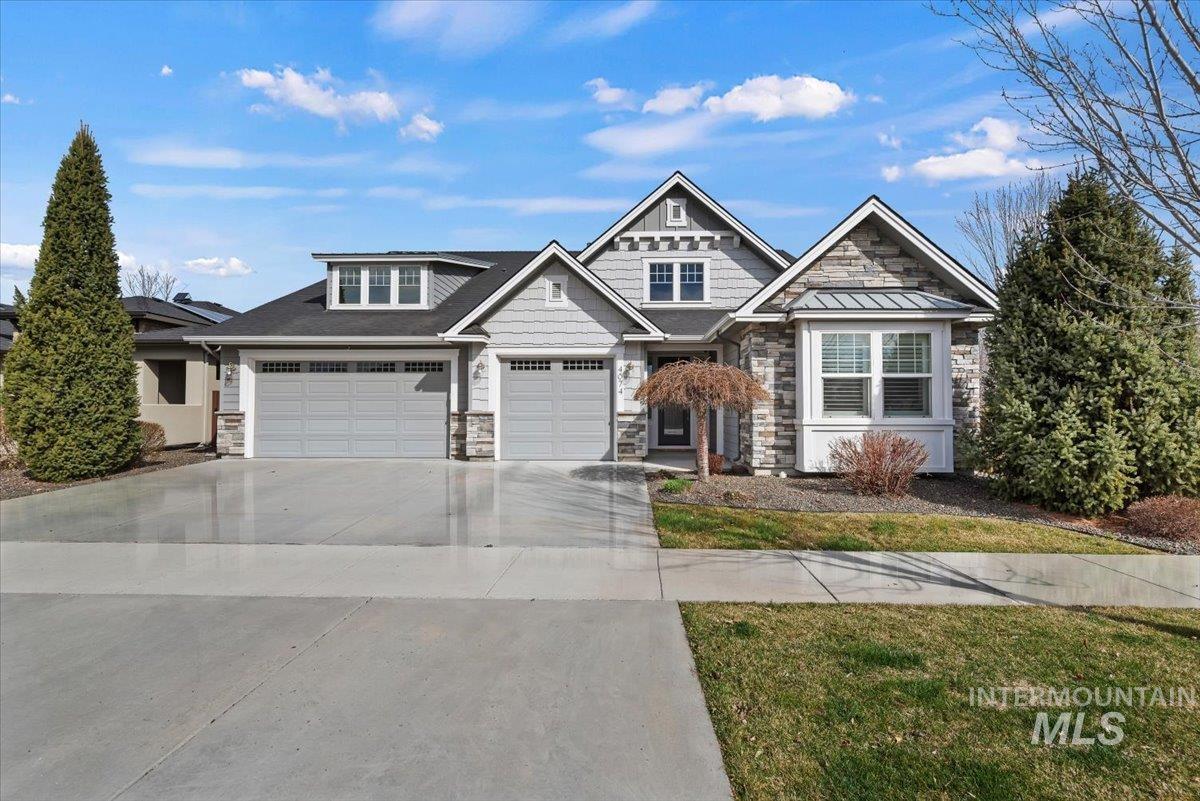 4074 W Bavaria St., Eagle, Idaho 83616, 3 Bedrooms, 2.5 Bathrooms, Residential For Sale, Price $899,900, 98996872