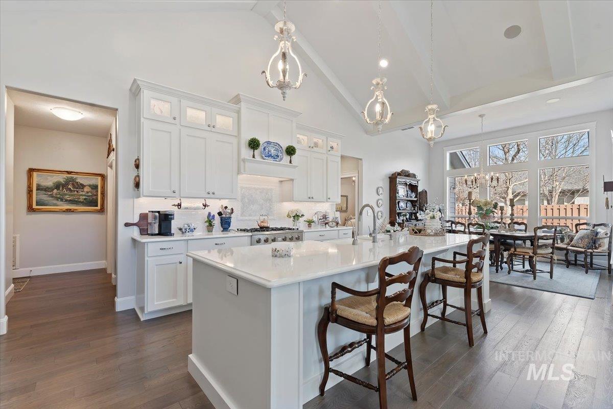 4074 W Bavaria St., Eagle, Idaho 83616, 3 Bedrooms, 2.5 Bathrooms, Residential For Sale, Price $899,900, 98996872