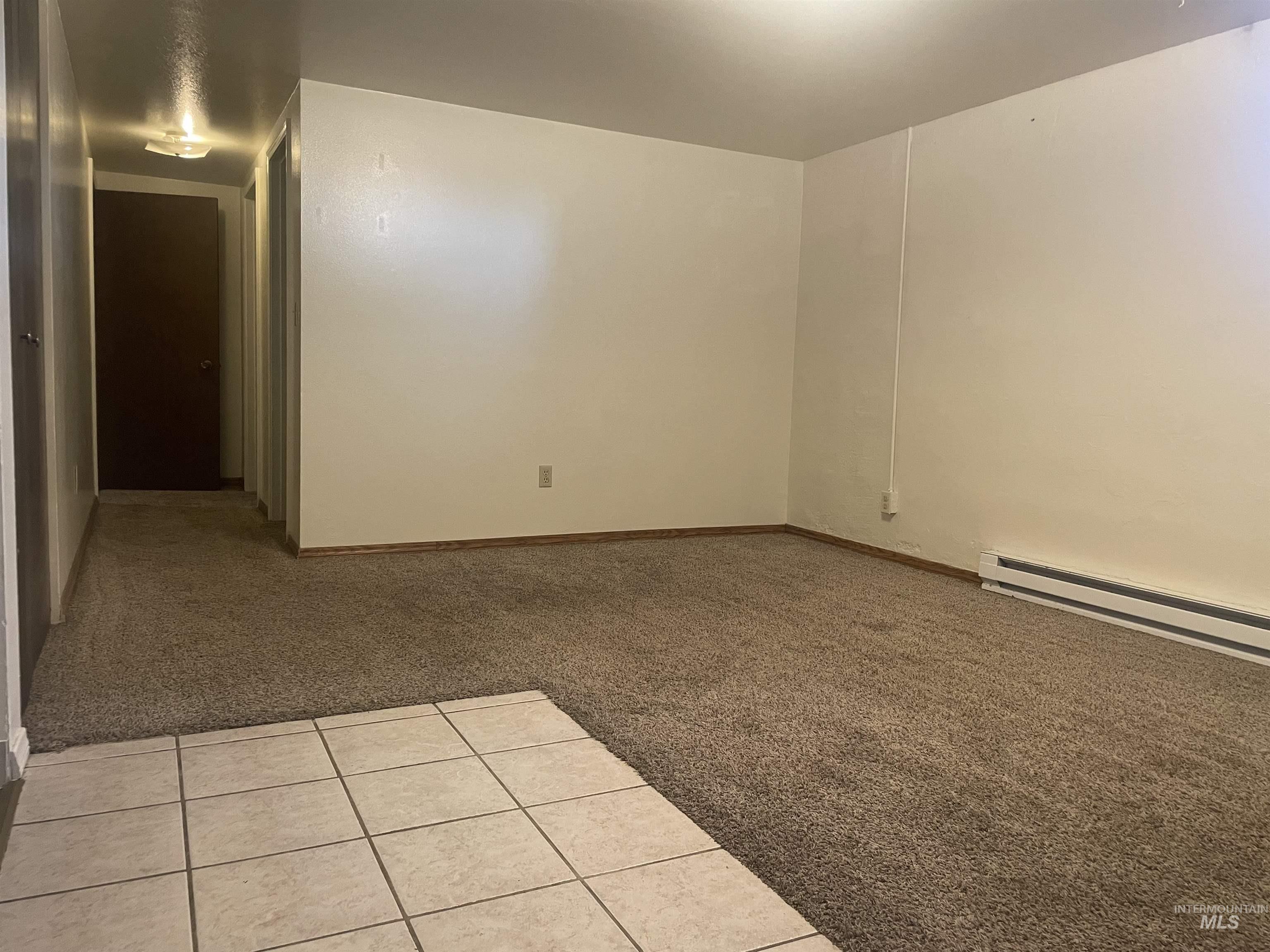 2009 E Linden Street, Caldwell, Idaho 83605, 3 Bedrooms, 1 Bathroom, Residential Income For Sale, Price $434,900,MLS 98996874