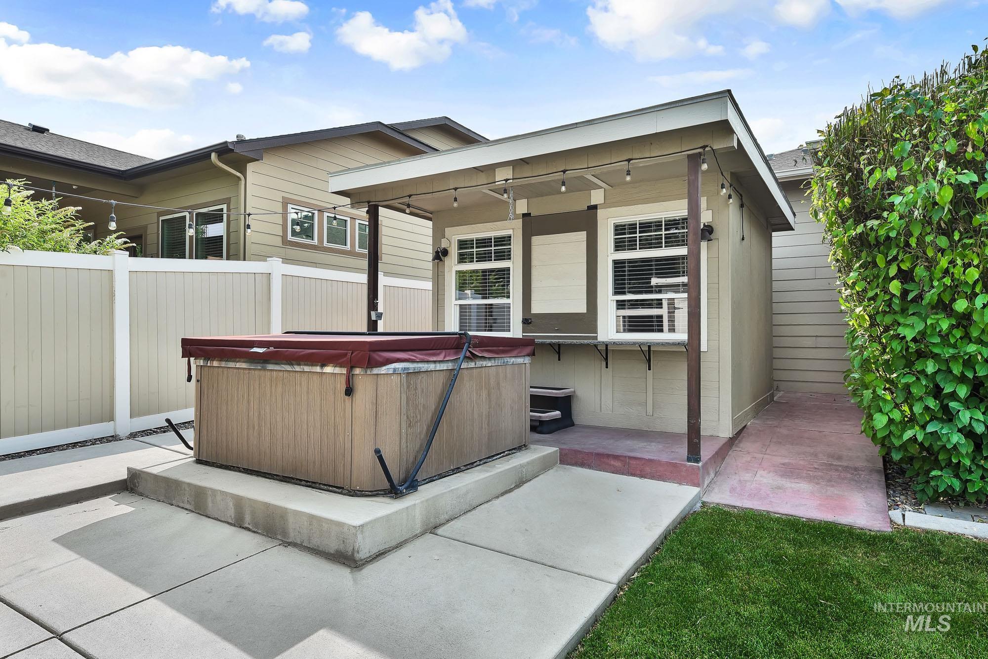 13470 S Stockbridge Way, Nampa, Idaho 83687, 4 Bedrooms, 2 Bathrooms, Residential For Sale, Price $575,000,MLS 98996878