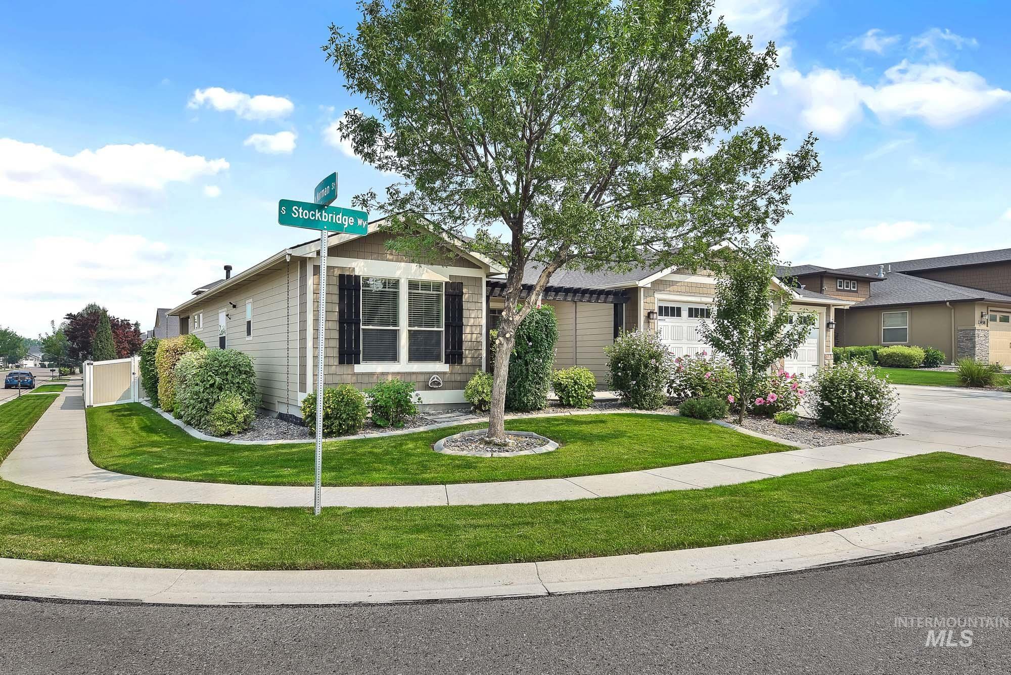 13470 S Stockbridge Way, Nampa, Idaho 83687, 4 Bedrooms, 2 Bathrooms, Residential For Sale, Price $575,000,MLS 98996878