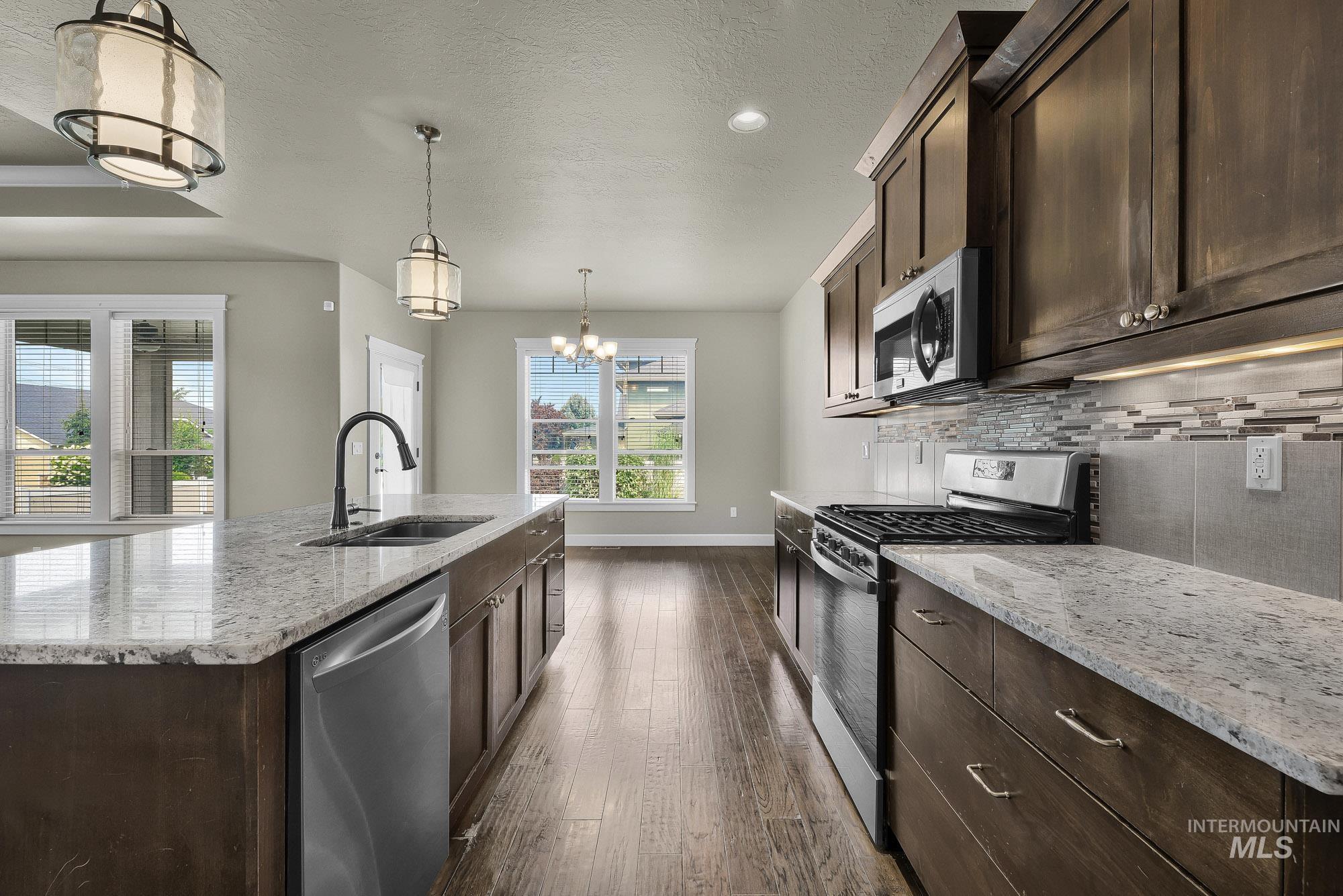 13470 S Stockbridge Way, Nampa, Idaho 83687, 4 Bedrooms, 2 Bathrooms, Residential For Sale, Price $575,000,MLS 98996878