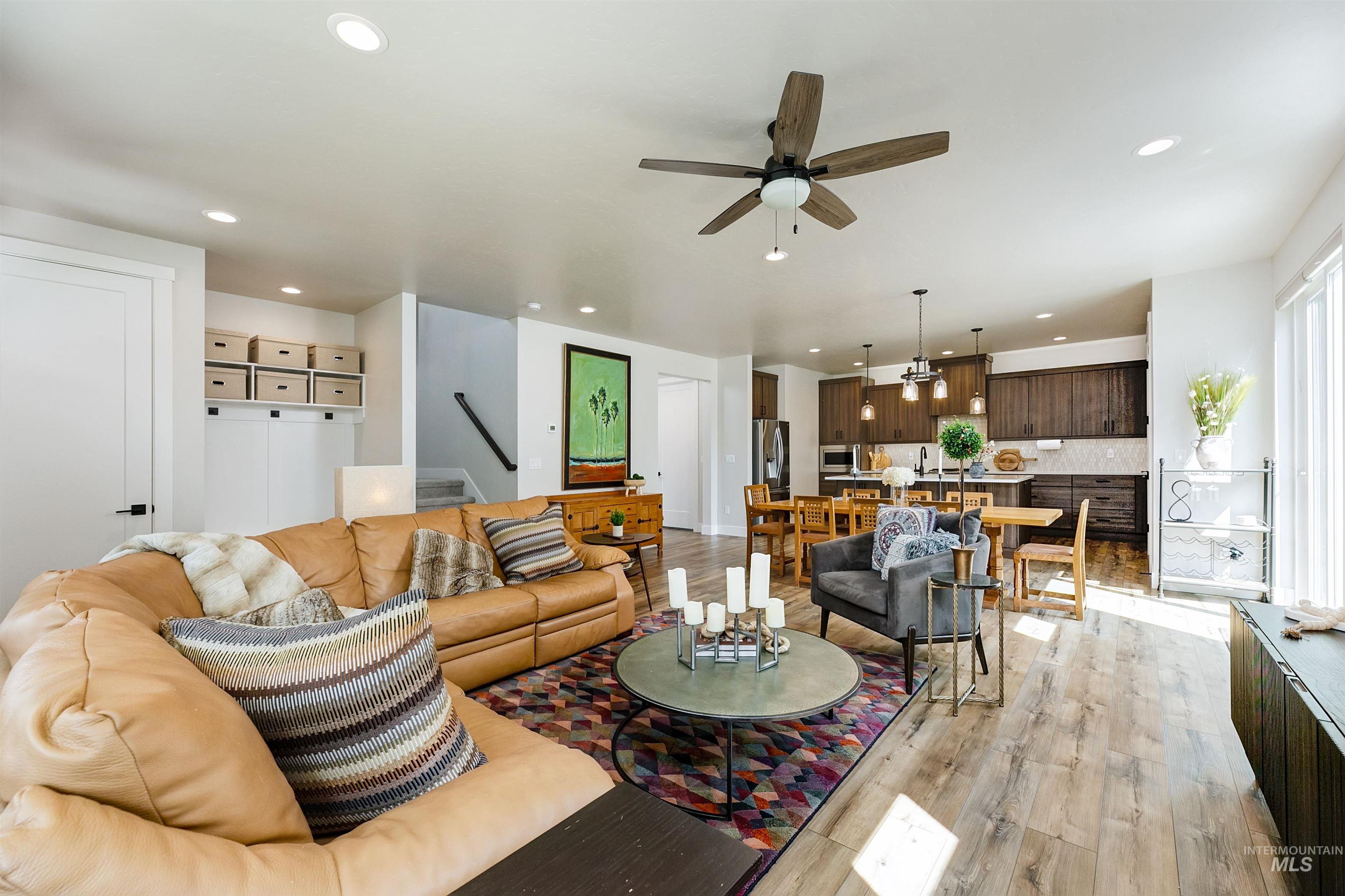 10386 W Shields Ave, Boise, Idaho 83714, 3 Bedrooms, 2.5 Bathrooms, Residential For Sale, Price $568,800,MLS 98996879
