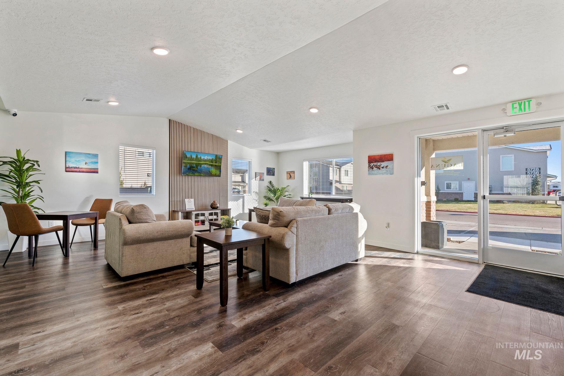 16845 N Seabright Lane, Nampa, Idaho 83687, 3 Bedrooms, 2 Bathrooms, Residential Income For Sale, Price $1,100,000,MLS 98996881