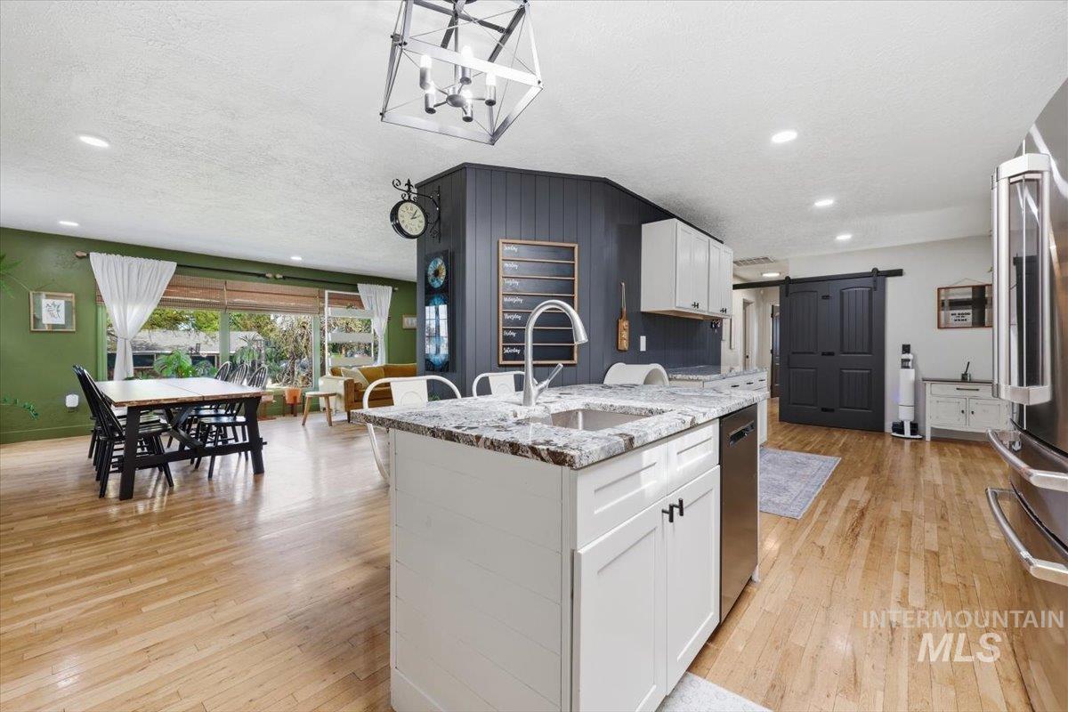 112 Albert St, Caldwell, Idaho 83605, 5 Bedrooms, 3 Bathrooms, Residential For Sale, Price $699,000, 98996883