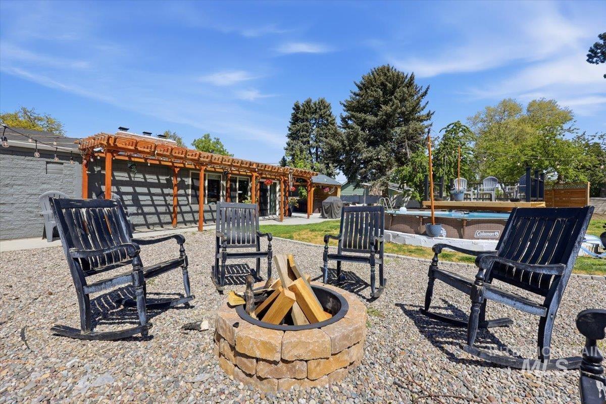 112 Albert St, Caldwell, Idaho 83605, 5 Bedrooms, 3 Bathrooms, Residential For Sale, Price $699,000, 98996883