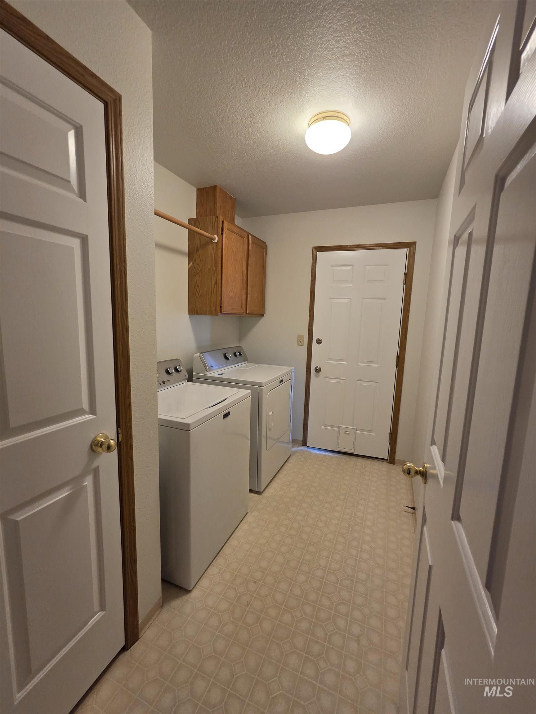 1100 Burnett, Nampa, Idaho 83651, 2 Bedrooms, 2 Bathrooms, Residential For Sale, Price $250,000,MLS 98996884