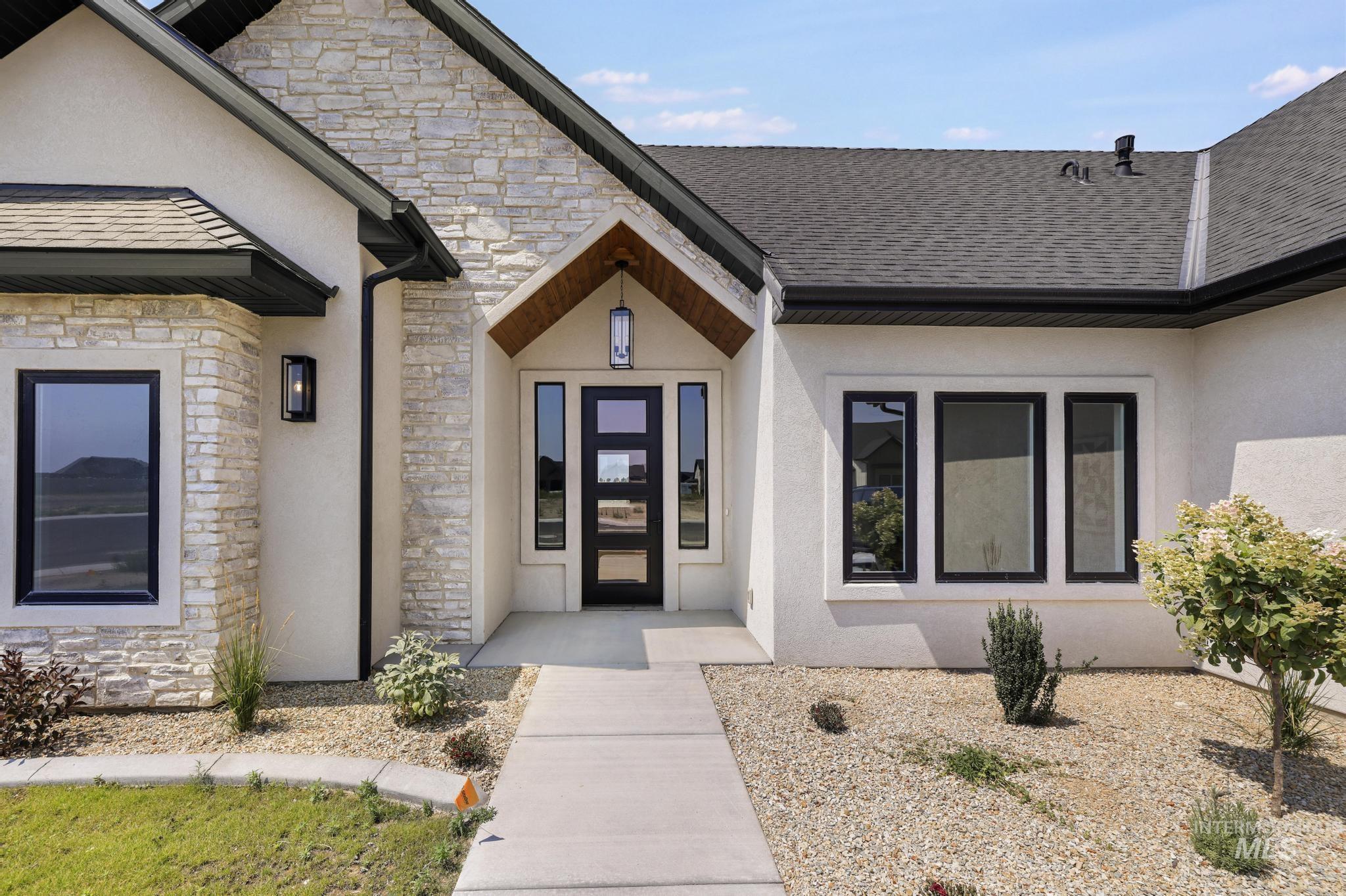 2263 Kooskia Lp, Twin Falls, Idaho 83301, 5 Bedrooms, 3.5 Bathrooms, Residential For Sale, Price $735,000,MLS 98996885