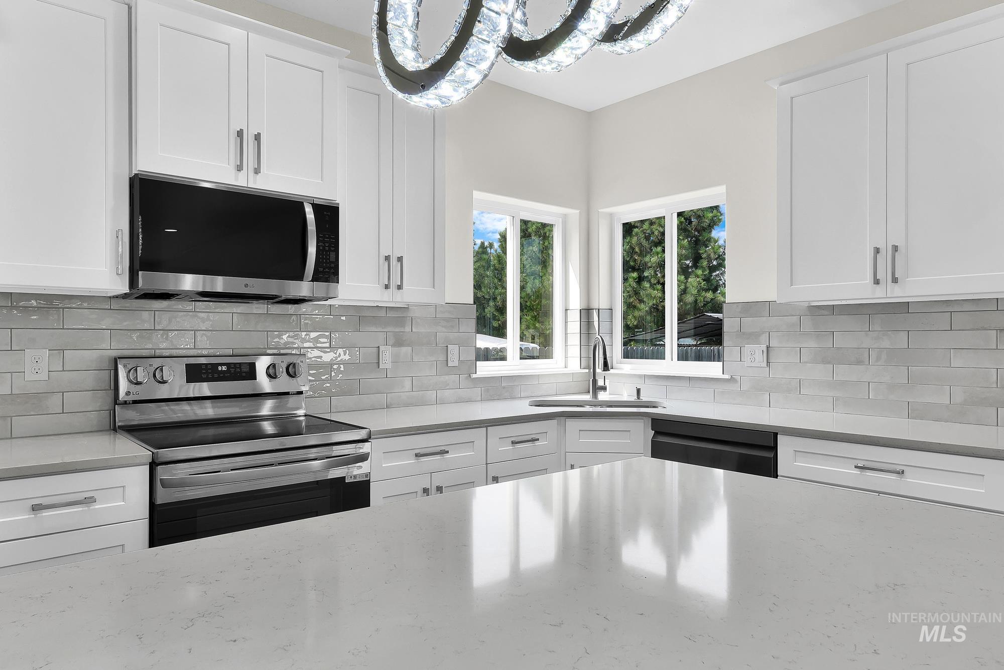2207 S Janeen St, Boise, Idaho 83709, 4 Bedrooms, 2.5 Bathrooms, Residential For Sale, Price $849,900, 98996887