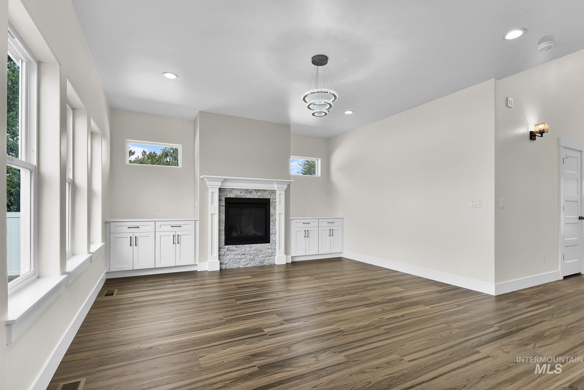 2207 S Janeen St, Boise, Idaho 83709, 4 Bedrooms, 2.5 Bathrooms, Residential For Sale, Price $849,900, 98996887