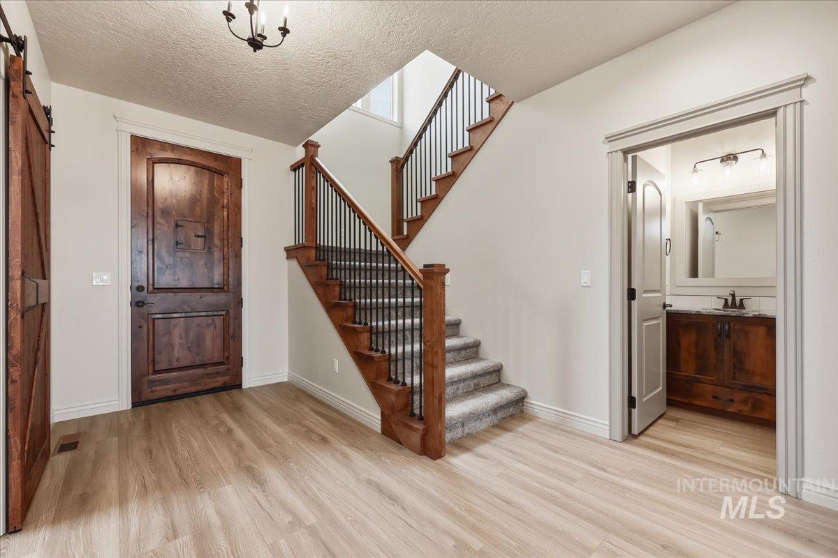 7800 W Flathead Lake St, Eagle, Idaho 83616, 4 Bedrooms, 2.5 Bathrooms, Residential For Sale, Price $897,900, 98996889