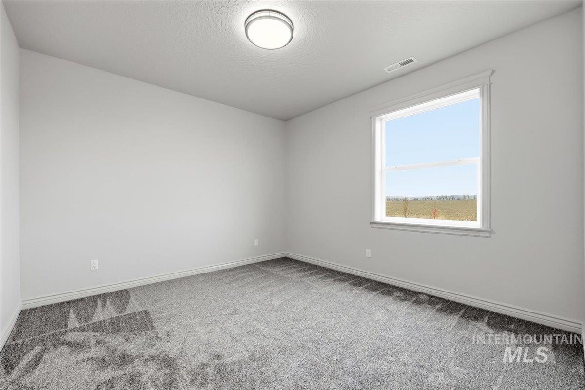7800 W Flathead Lake St, Eagle, Idaho 83616, 4 Bedrooms, 2.5 Bathrooms, Residential For Sale, Price $897,900, 98996889