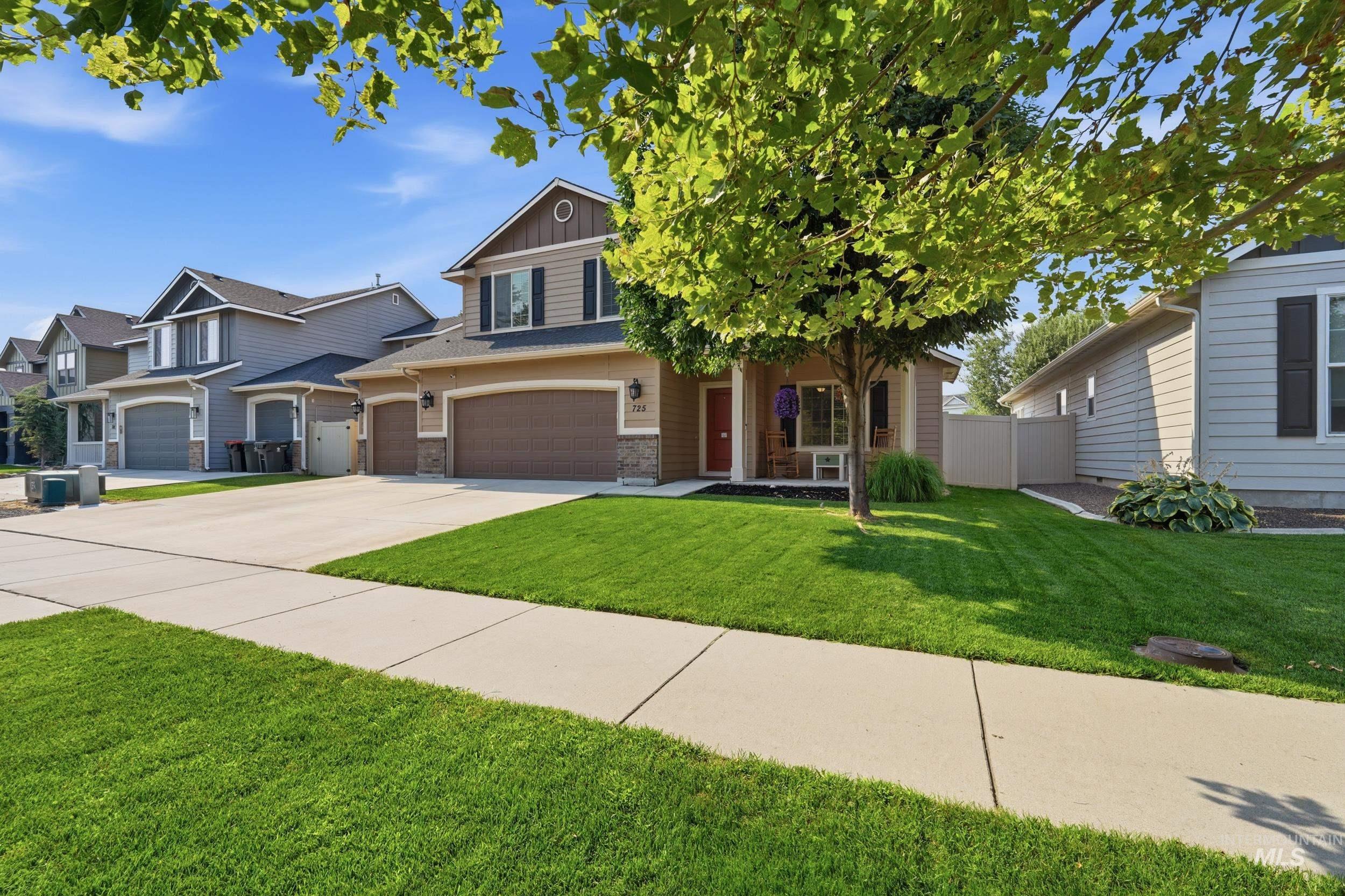 725 E Ionia Dr, Meridian, Idaho 83642, 5 Bedrooms, 2.5 Bathrooms, Residential For Sale, Price $614,900, 98996890