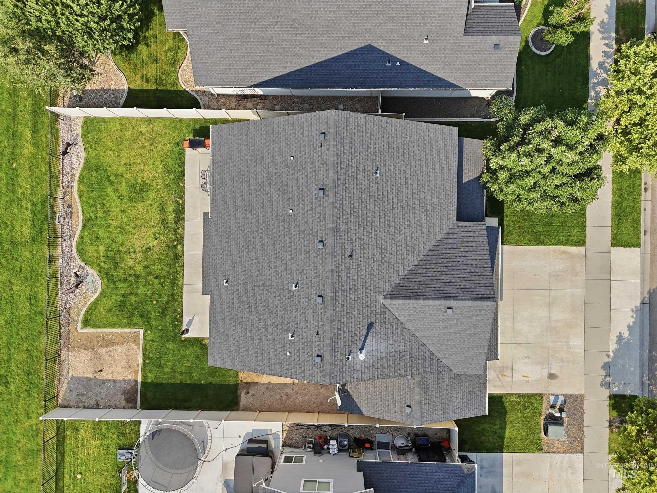 725 E Ionia Dr, Meridian, Idaho 83642, 5 Bedrooms, 2.5 Bathrooms, Residential For Sale, Price $614,900, 98996890