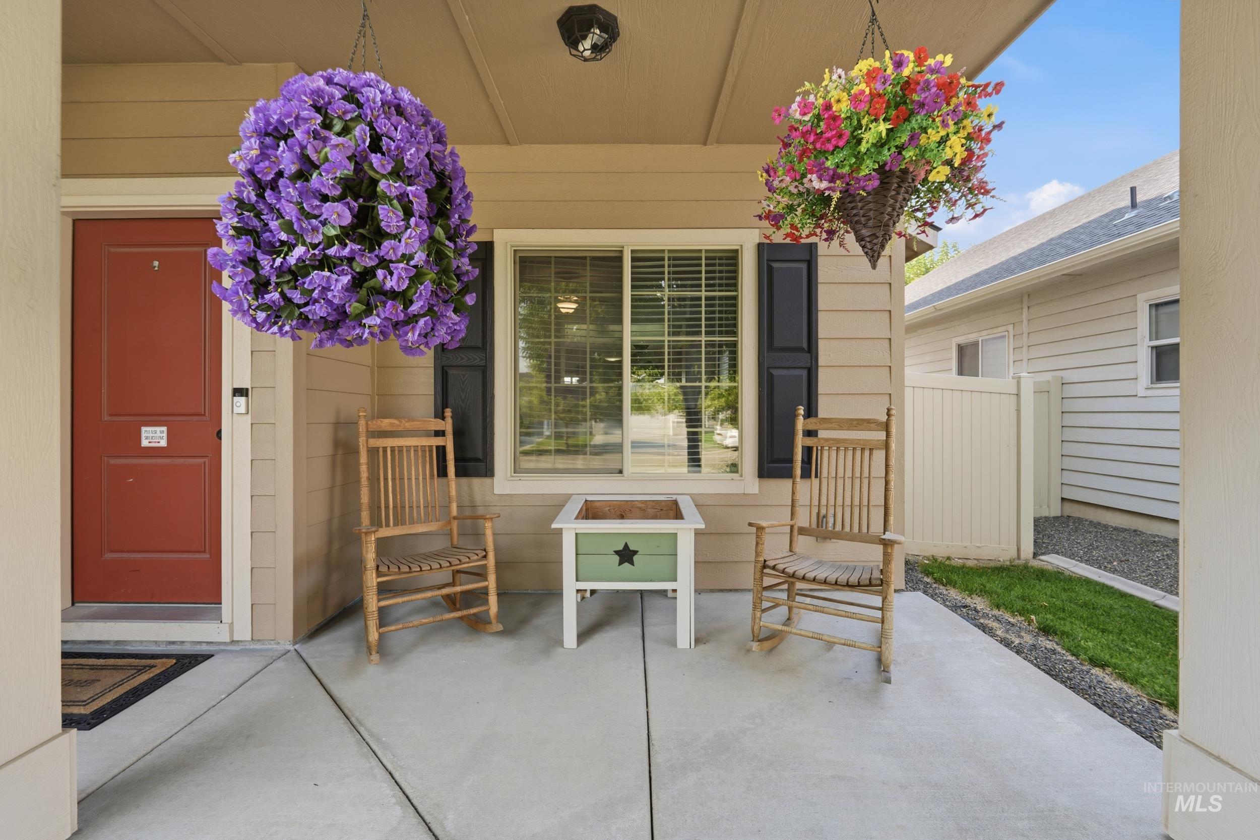 725 E Ionia Dr, Meridian, Idaho 83642, 5 Bedrooms, 2.5 Bathrooms, Residential For Sale, Price $614,900, 98996890