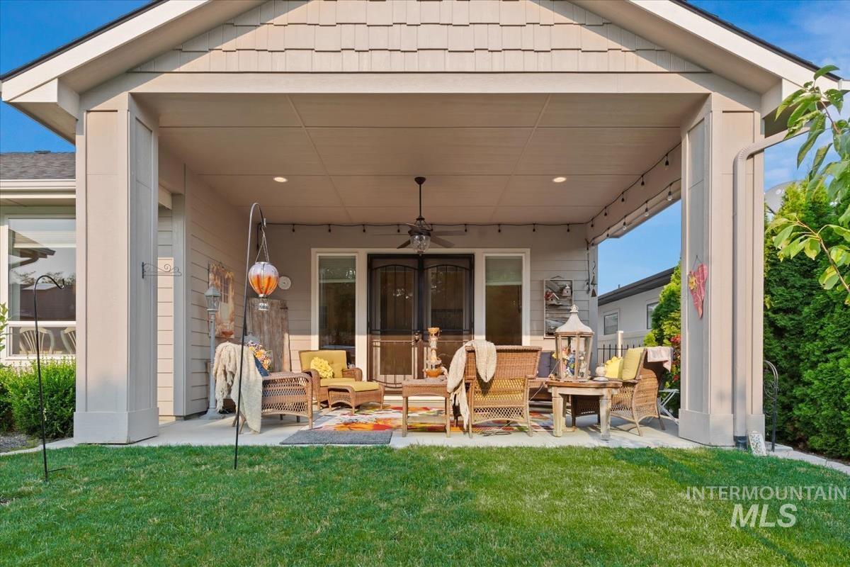 3900 S Lone Pine Ave, Meridian, Idaho 83642, 3 Bedrooms, 2 Bathrooms, Residential For Sale, Price $695,000,MLS 98996891