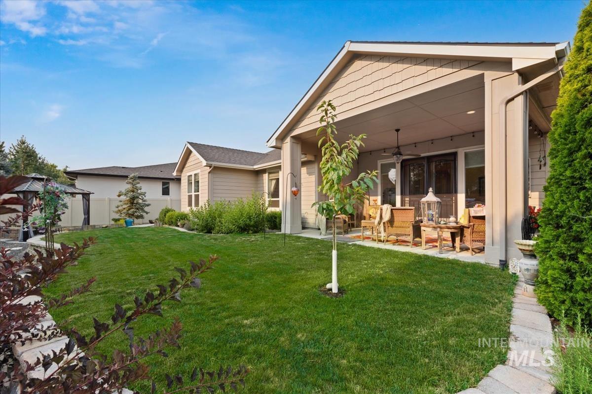 3900 S Lone Pine Ave, Meridian, Idaho 83642, 3 Bedrooms, 2 Bathrooms, Residential For Sale, Price $695,000,MLS 98996891