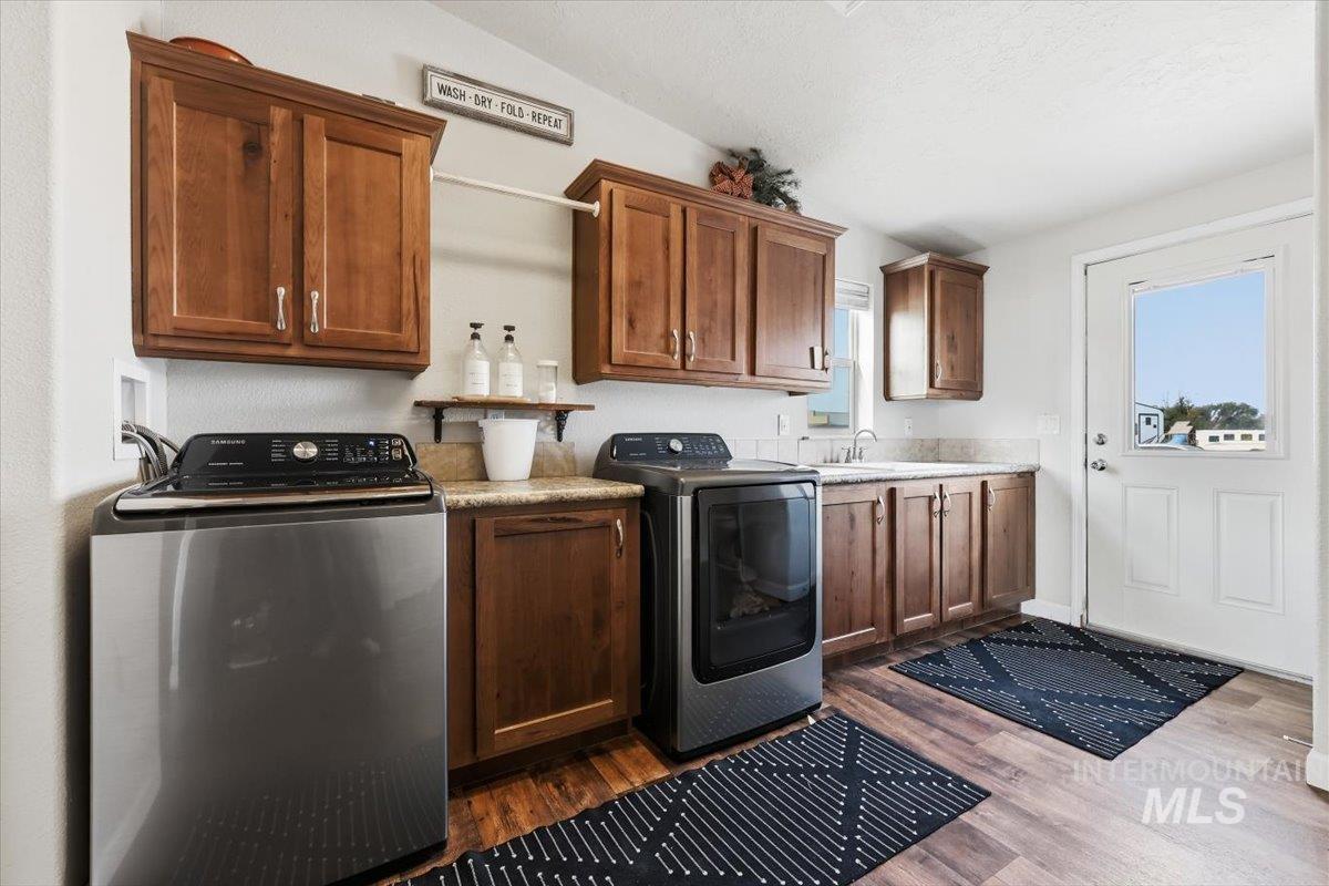 23095 Centerpoint Rd, Caldwell, Idaho 83607, 3 Bedrooms, 2 Bathrooms, Residential For Sale, Price $279,900, 98996893