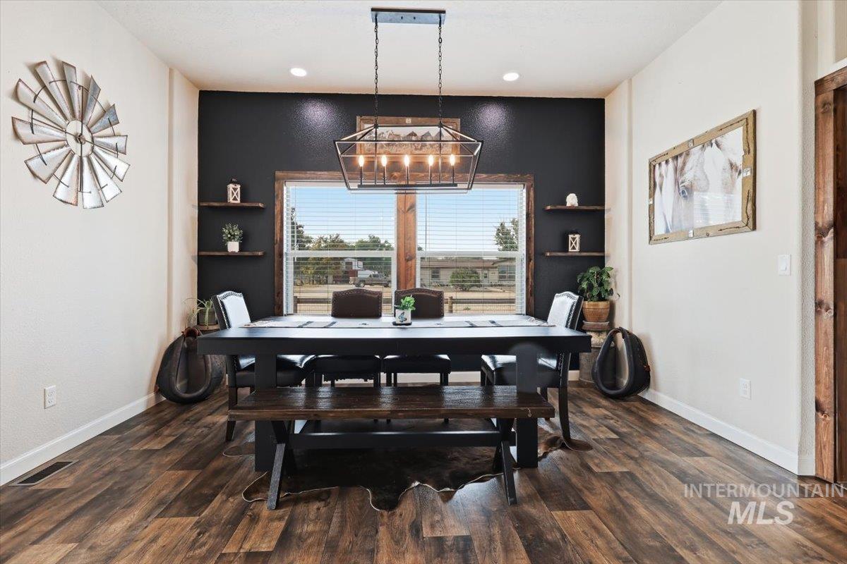 23095 Centerpoint Rd, Caldwell, Idaho 83607, 3 Bedrooms, 2 Bathrooms, Residential For Sale, Price $279,900, 98996893