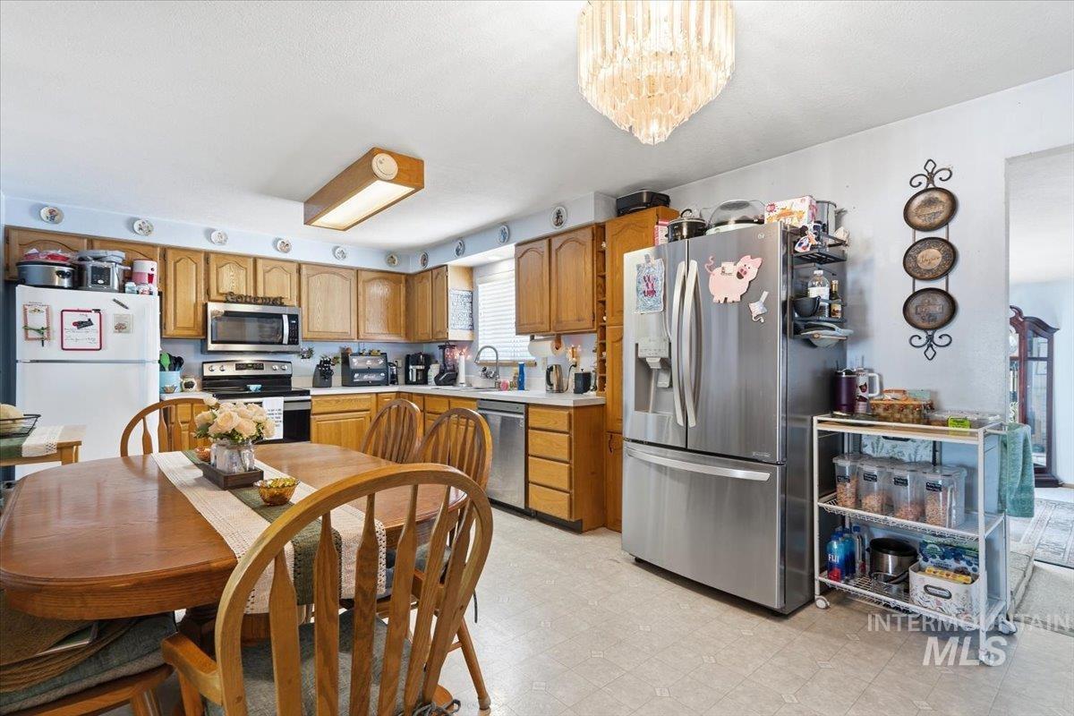 1699 Syringa Dr, Emmett, Idaho 83617, 3 Bedrooms, 2 Bathrooms, Residential For Sale, Price $525,000, 98996895