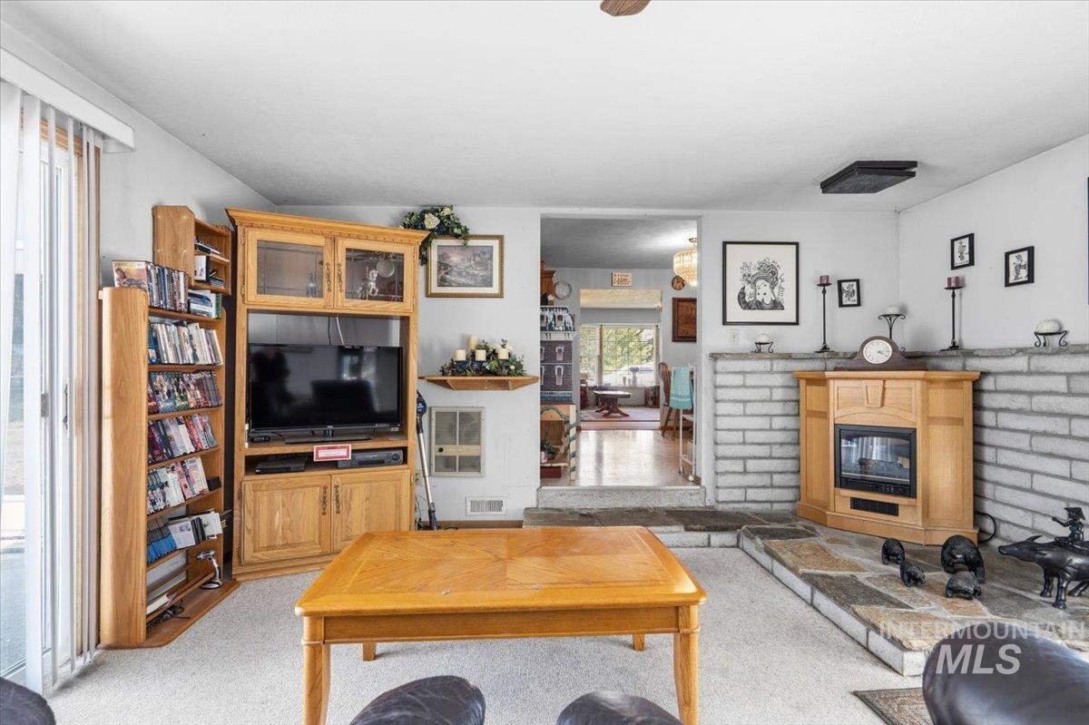 1699 Syringa Dr, Emmett, Idaho 83617, 3 Bedrooms, 2 Bathrooms, Residential For Sale, Price $525,000, 98996895