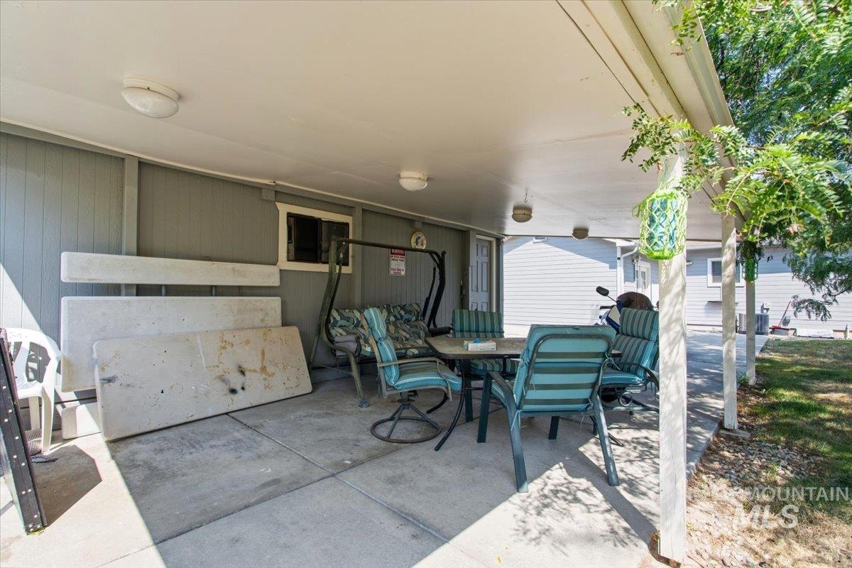 1699 Syringa Dr, Emmett, Idaho 83617, 3 Bedrooms, 2 Bathrooms, Residential For Sale, Price $525,000, 98996895