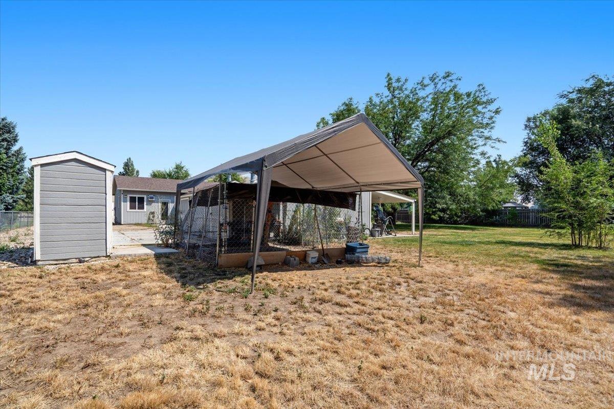 1699 Syringa Dr, Emmett, Idaho 83617, 3 Bedrooms, 2 Bathrooms, Residential For Sale, Price $525,000, 98996895