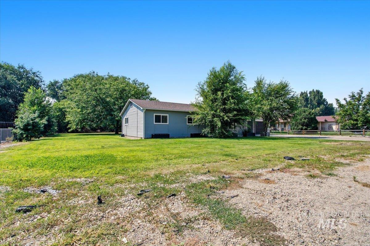 1699 Syringa Dr, Emmett, Idaho 83617, 3 Bedrooms, 2 Bathrooms, Residential For Sale, Price $525,000, 98996895