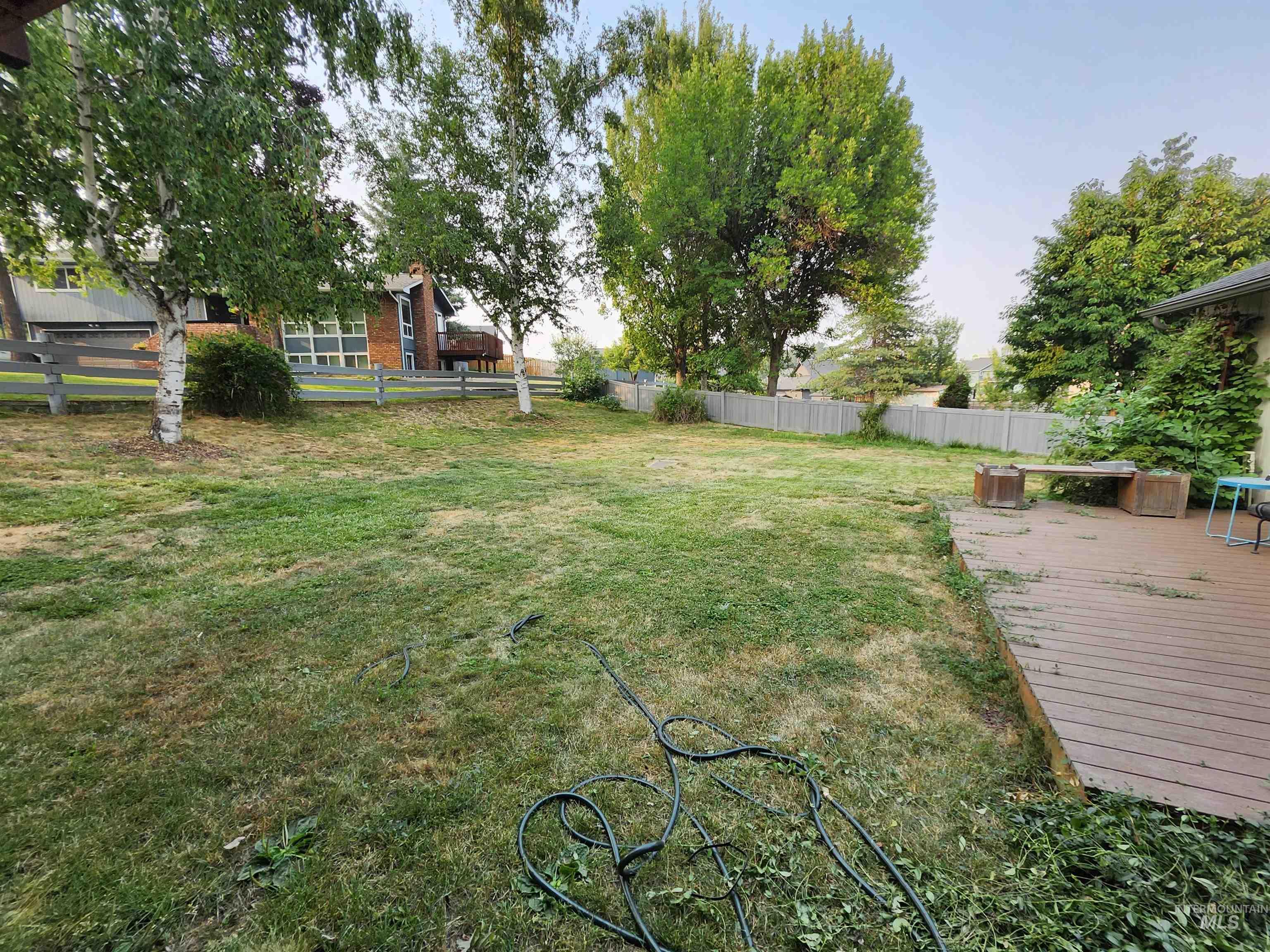 1232 Ponderosa Dr, Moscow, Idaho 83843, 4 Bedrooms, 3 Bathrooms, Residential For Sale, Price $595,000,MLS 98996897