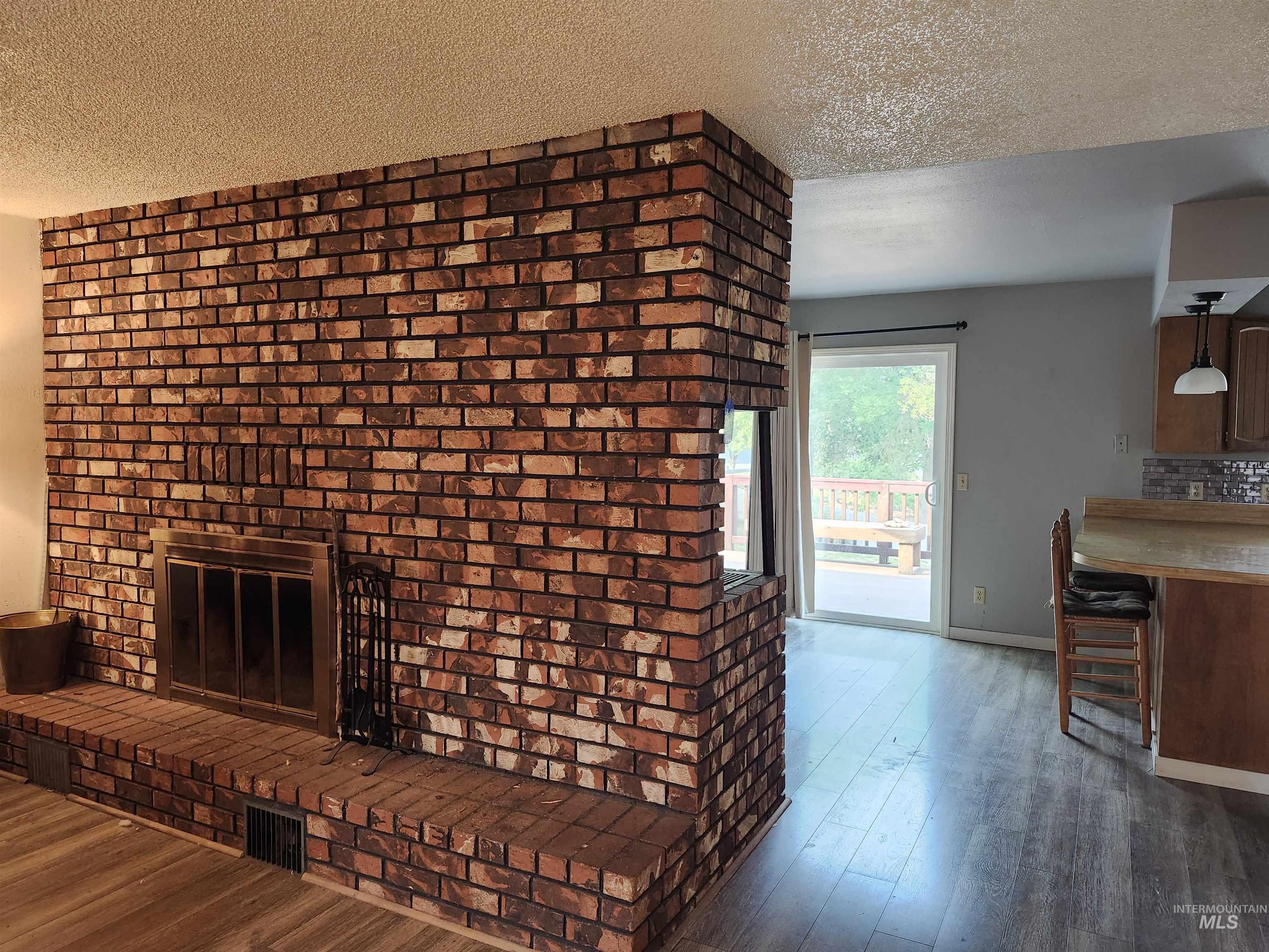 1232 Ponderosa Dr, Moscow, Idaho 83843, 4 Bedrooms, 3 Bathrooms, Residential For Sale, Price $595,000,MLS 98996897