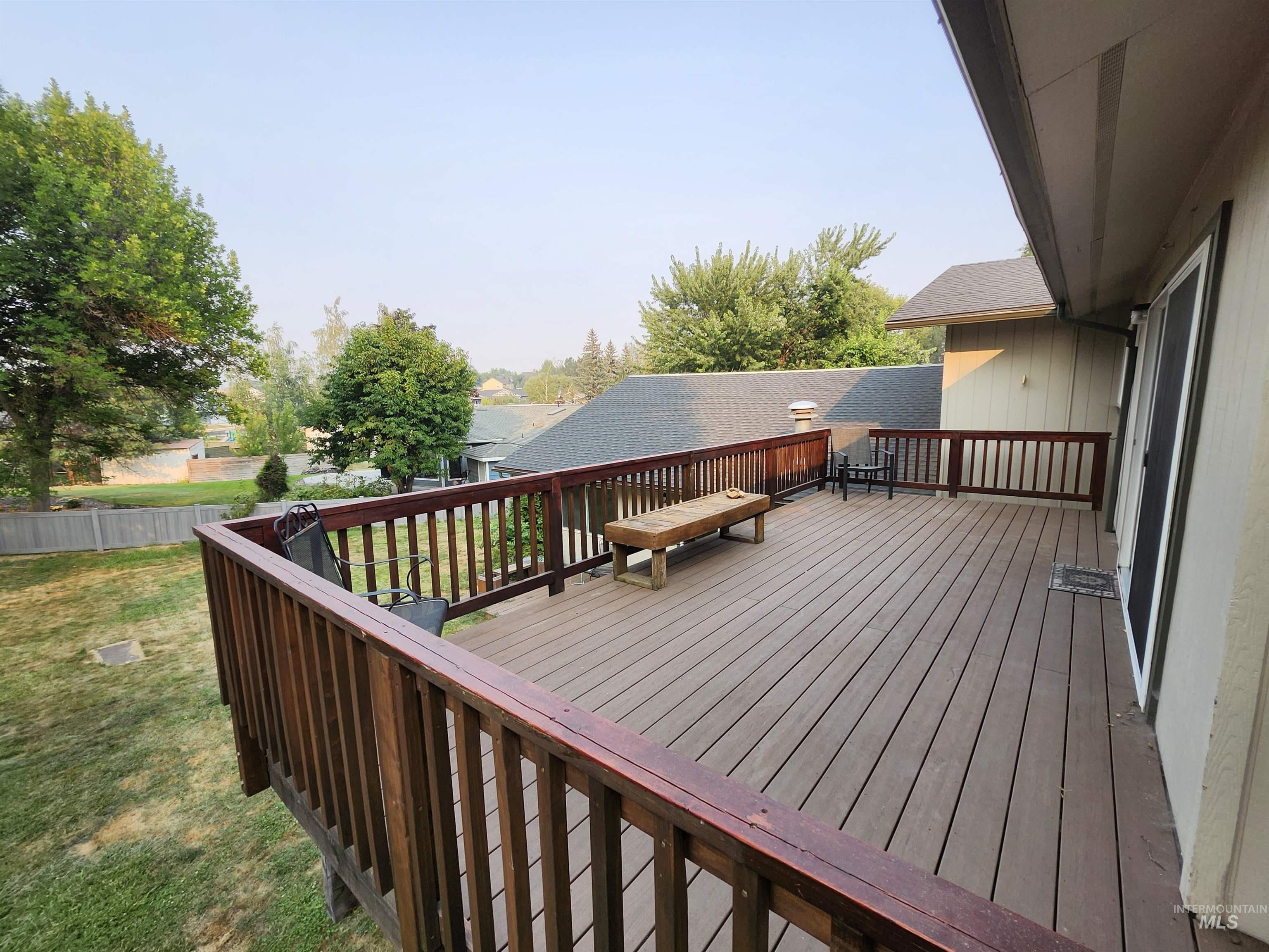 1232 Ponderosa Dr, Moscow, Idaho 83843, 4 Bedrooms, 3 Bathrooms, Residential For Sale, Price $595,000,MLS 98996897