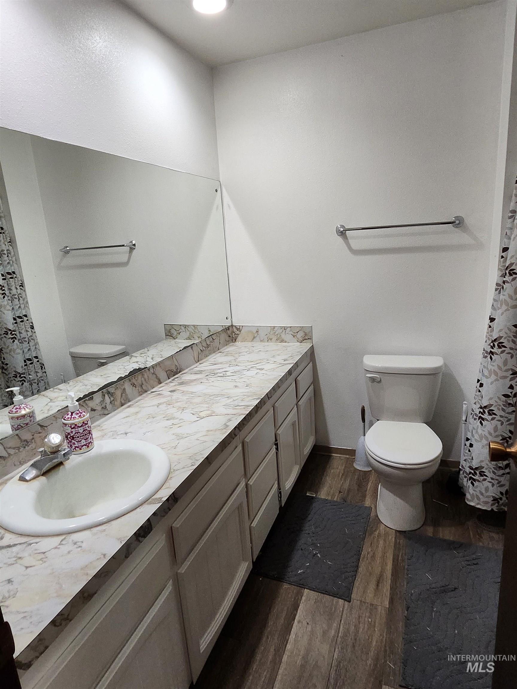 1232 Ponderosa Dr, Moscow, Idaho 83843, 4 Bedrooms, 3 Bathrooms, Residential For Sale, Price $595,000,MLS 98996897