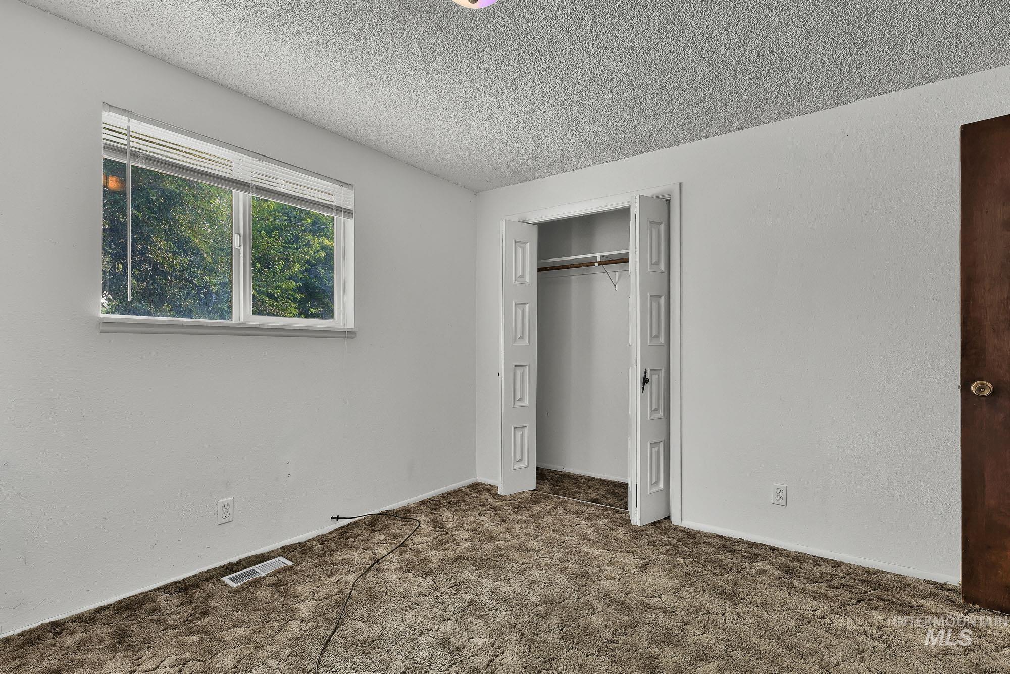 803 E Colorado, Nampa, Idaho 83686, 2 Bedrooms, 1 Bathroom, Residential For Sale, Price $270,000,MLS 98996898
