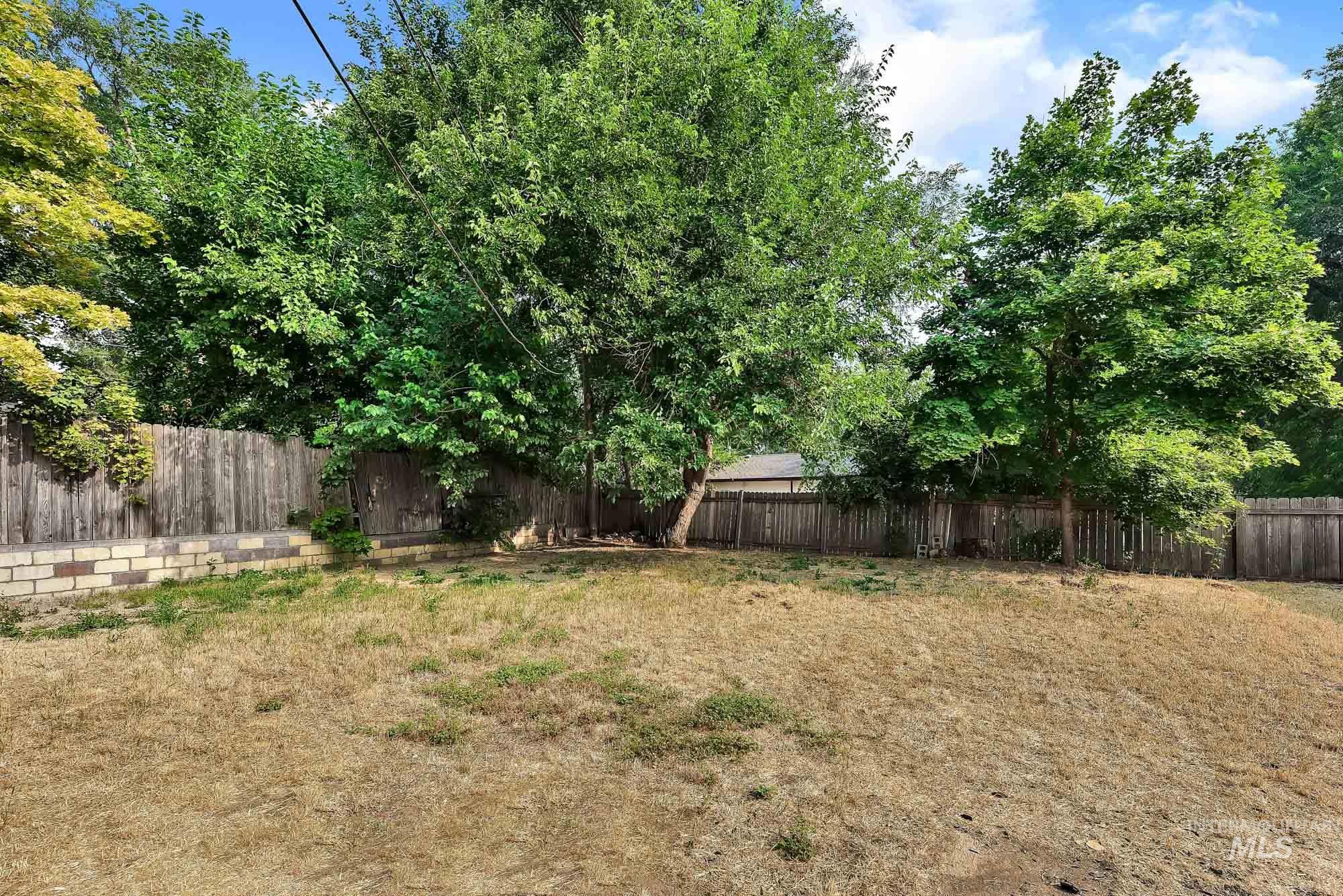 803 E Colorado, Nampa, Idaho 83686, 2 Bedrooms, 1 Bathroom, Residential For Sale, Price $270,000,MLS 98996898