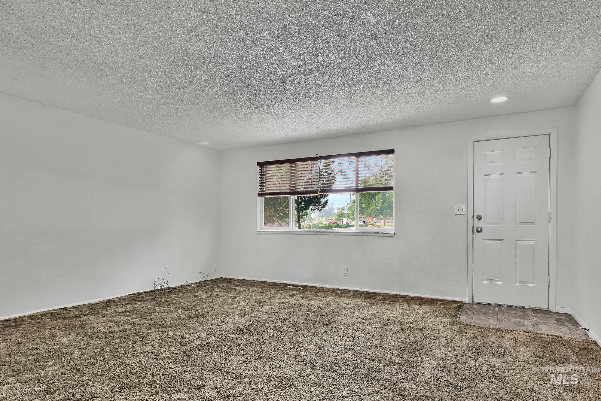 803 E Colorado, Nampa, Idaho 83686, 2 Bedrooms, 1 Bathroom, Residential For Sale, Price $270,000,MLS 98996898