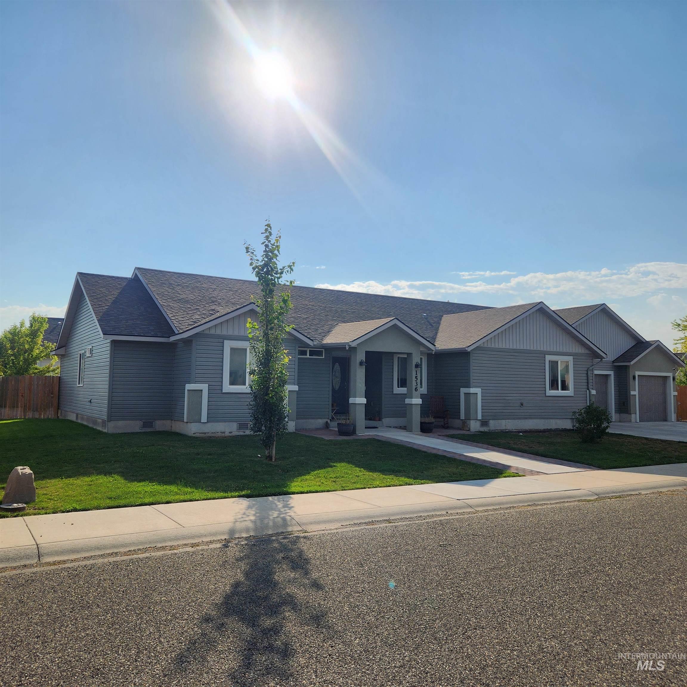 1536 Marie, Gooding, Idaho 83330, 3 Bedrooms, 3 Bathrooms, Residential For Sale, Price $439,500,MLS 98996899