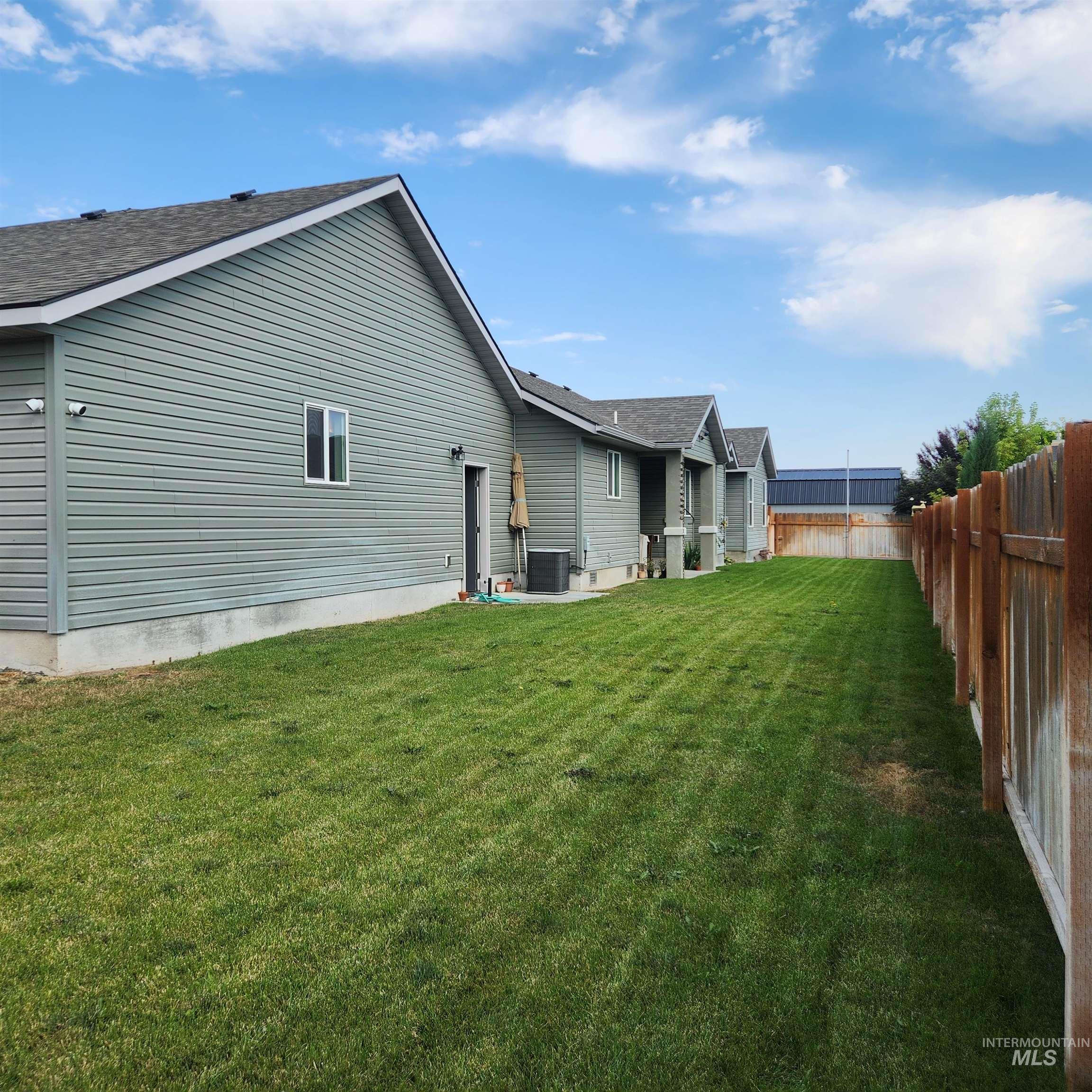 1536 Marie, Gooding, Idaho 83330, 3 Bedrooms, 3 Bathrooms, Residential For Sale, Price $439,500,MLS 98996899