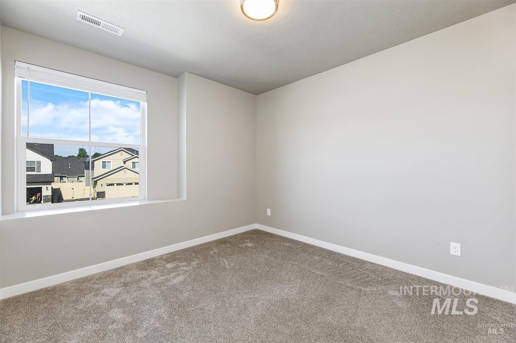 190 N Wooddale Ave, Eagle, Idaho 83616, 3 Bedrooms, 2.5 Bathrooms, Residential For Sale, Price $550,000,MLS 98996902
