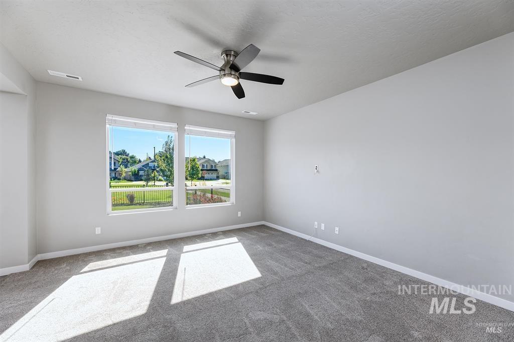 190 N Wooddale Ave, Eagle, Idaho 83616, 3 Bedrooms, 2.5 Bathrooms, Residential For Sale, Price $550,000,MLS 98996902